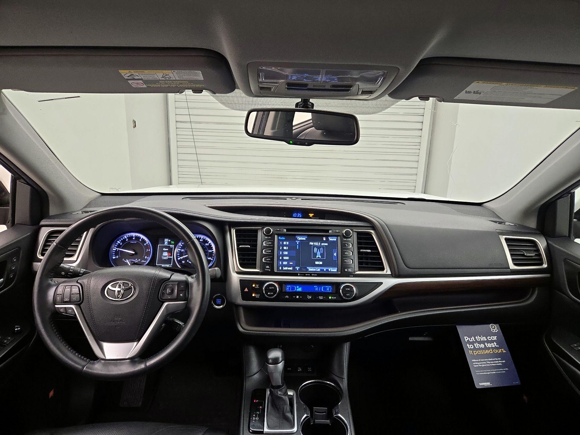 Thumbnail: 2016 Toyota Highlander - 9