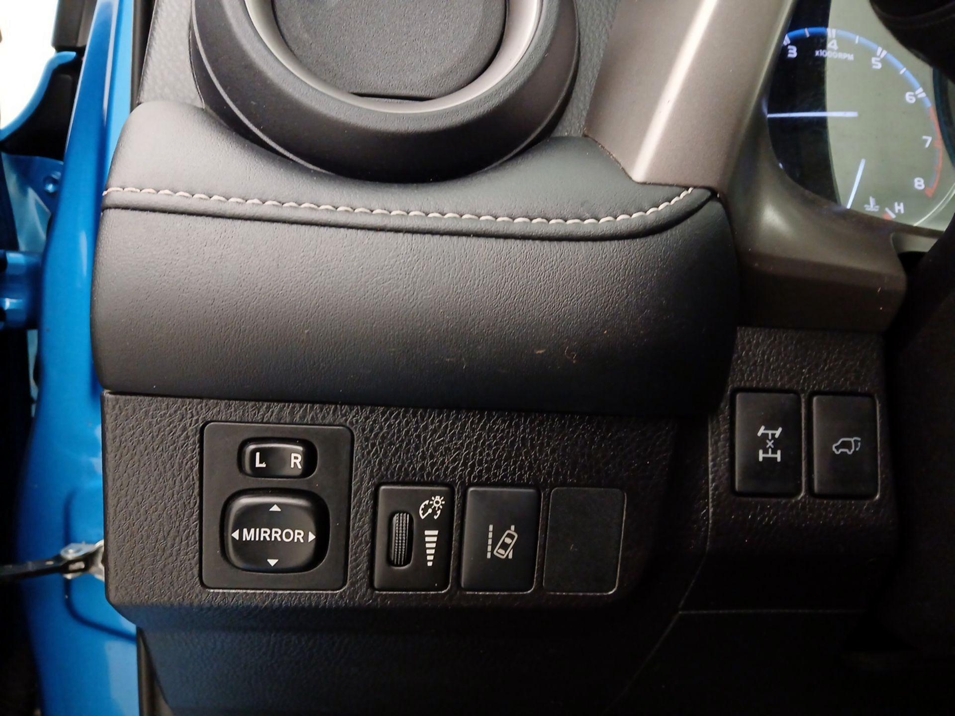 Thumbnail: 2017 Toyota RAV4 - 13