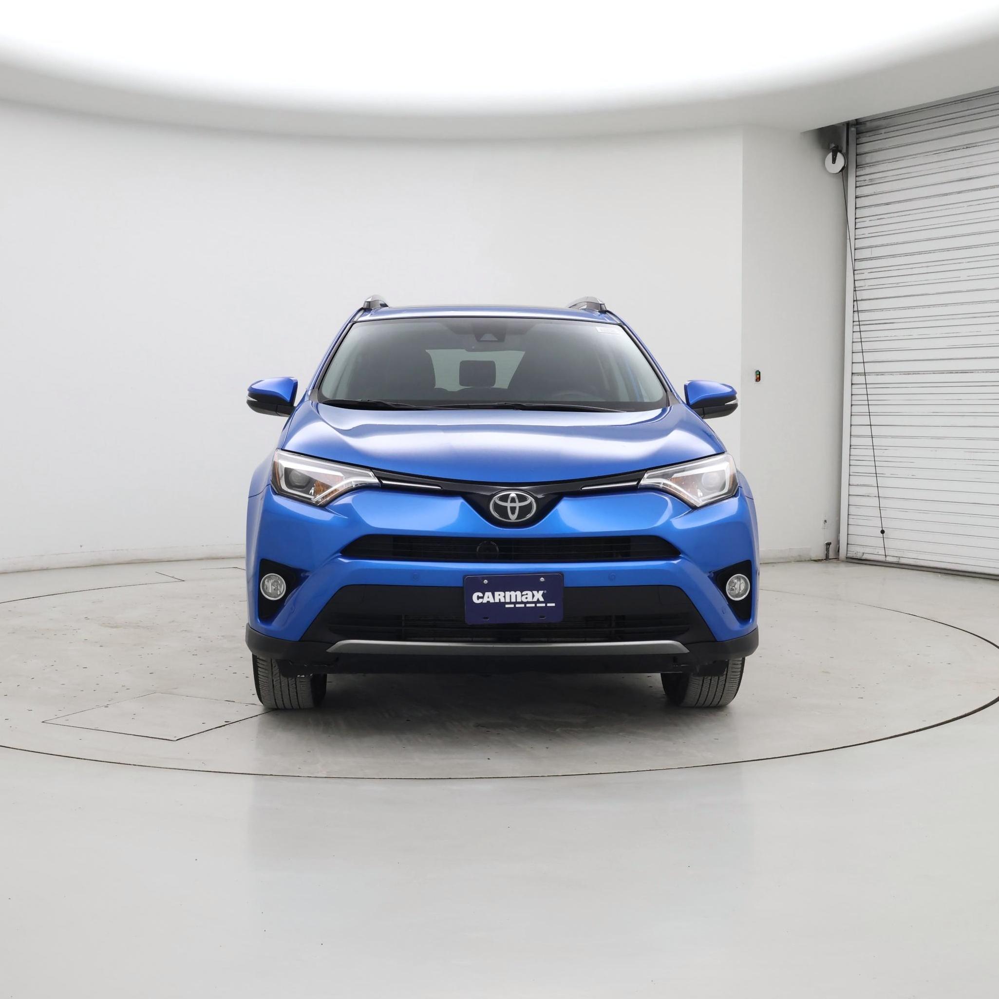 Thumbnail: 2017 Toyota RAV4 - 5