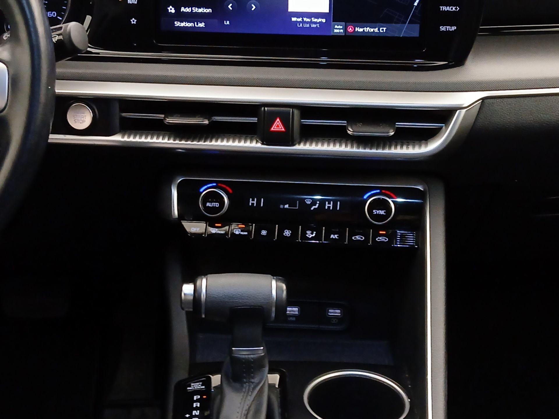 Thumbnail: 2022 Kia K5 - 17