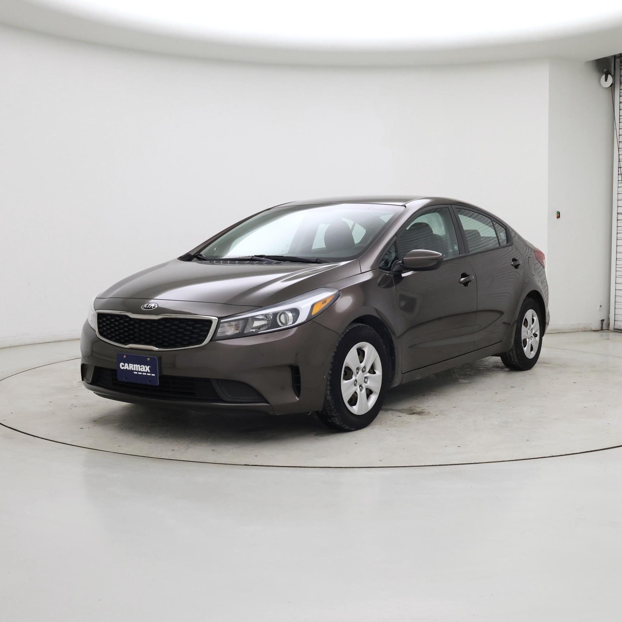 Thumbnail: 2018 Kia Forte - 4