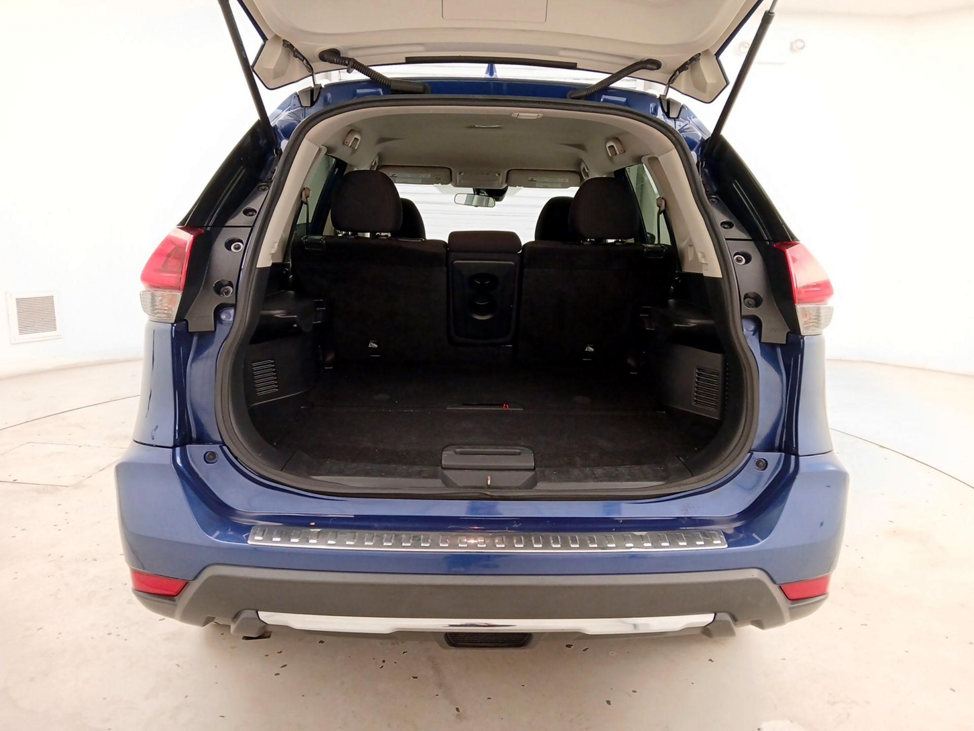 Thumbnail: 2019 Nissan Rogue - 20