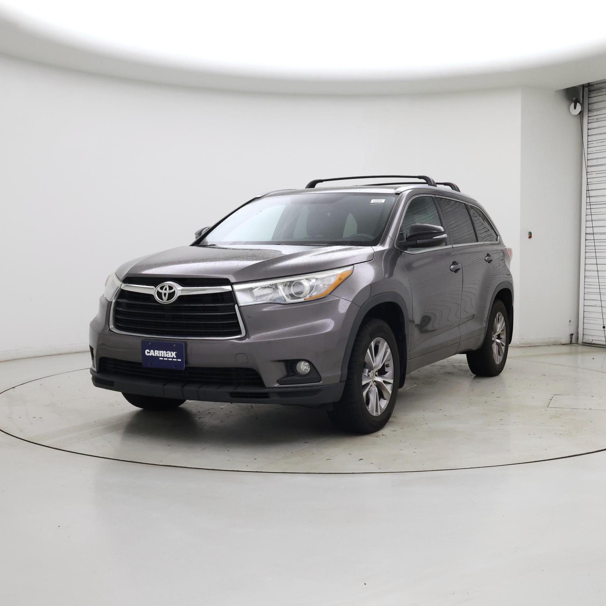 Thumbnail: 2015 Toyota Highlander - 4