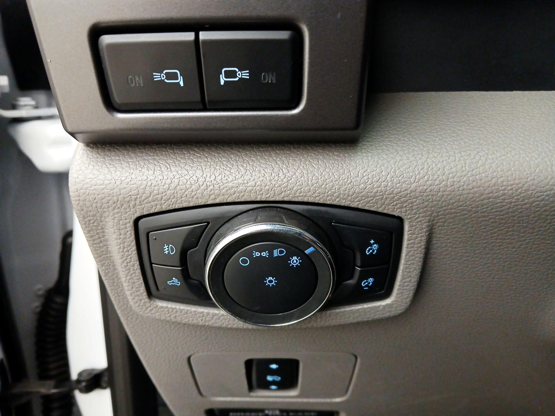 Thumbnail: 2019 Ford F-250 - 13