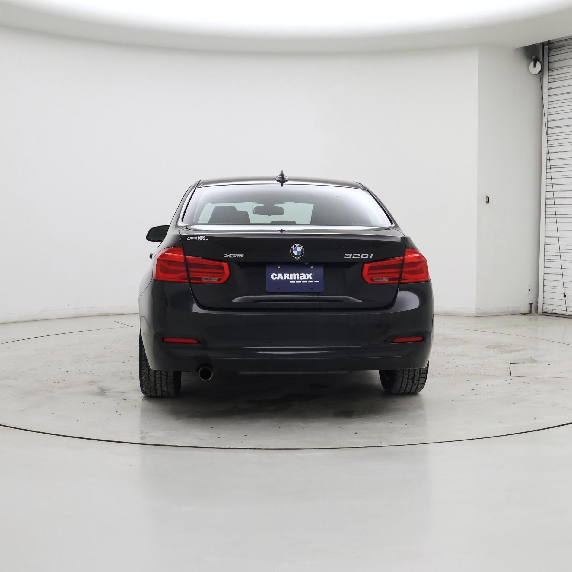 Thumbnail: 2018 BMW 3 Series - 6