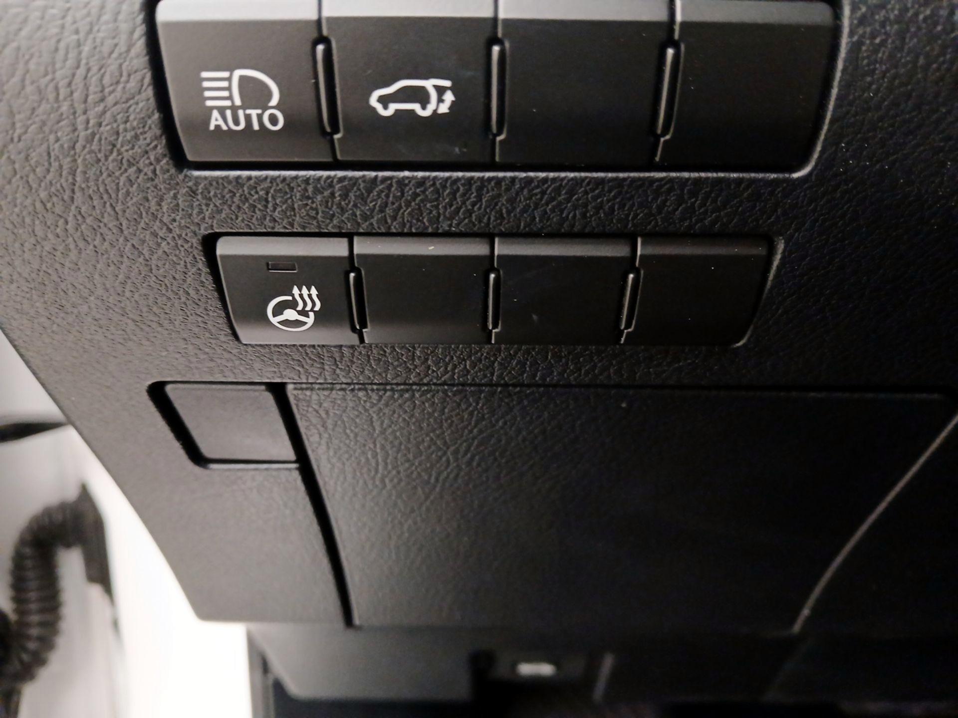 Thumbnail: 2017 Lexus RX - 13