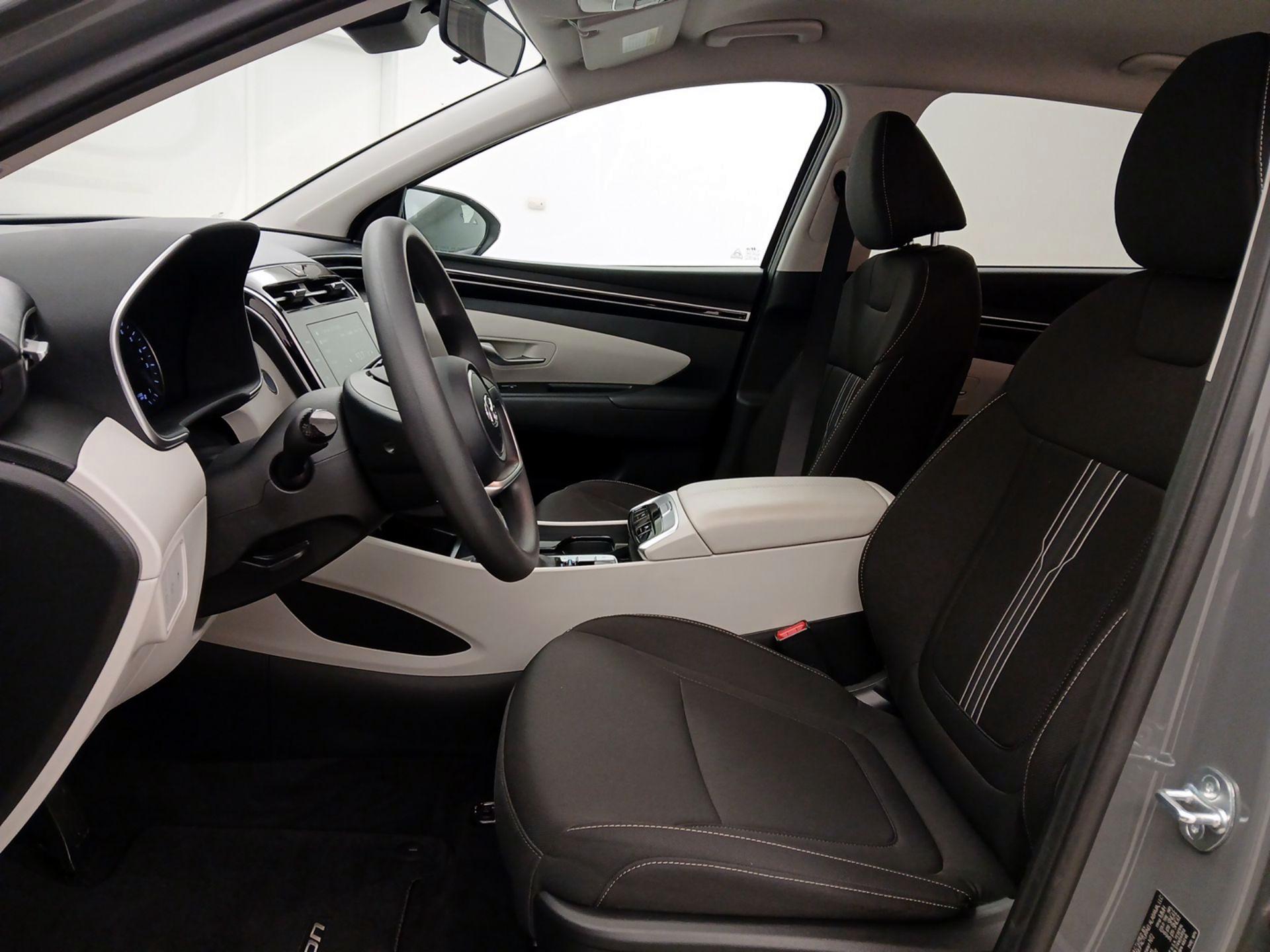 Thumbnail: 2024 Hyundai Tucson - 11