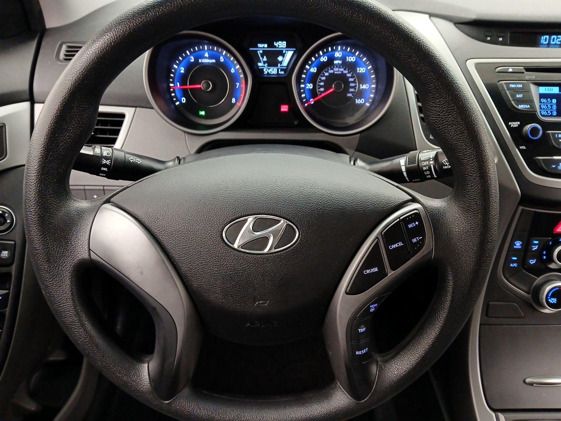 Thumbnail: 2014 Hyundai Elantra - 10