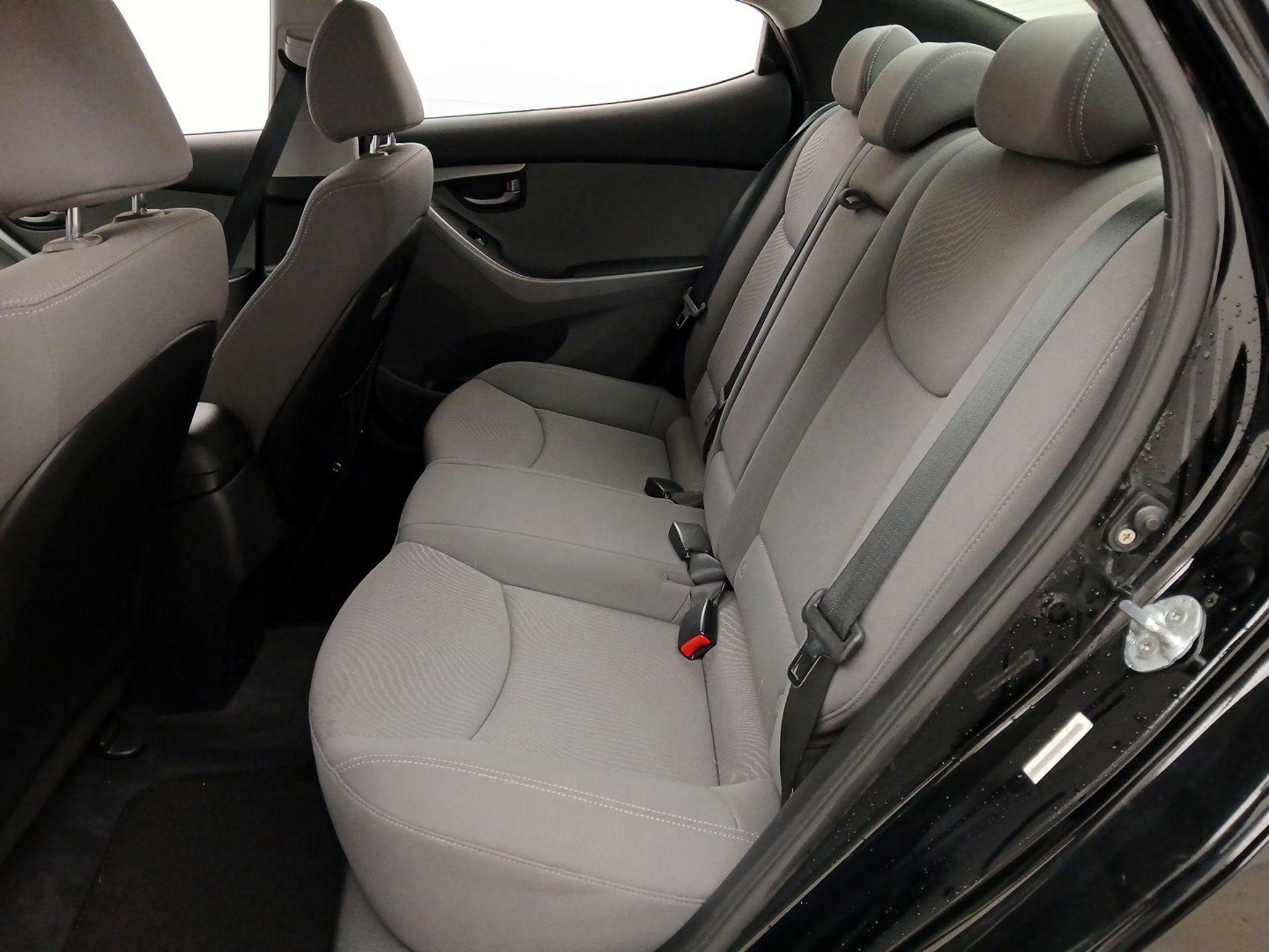 Thumbnail: 2014 Hyundai Elantra - 16