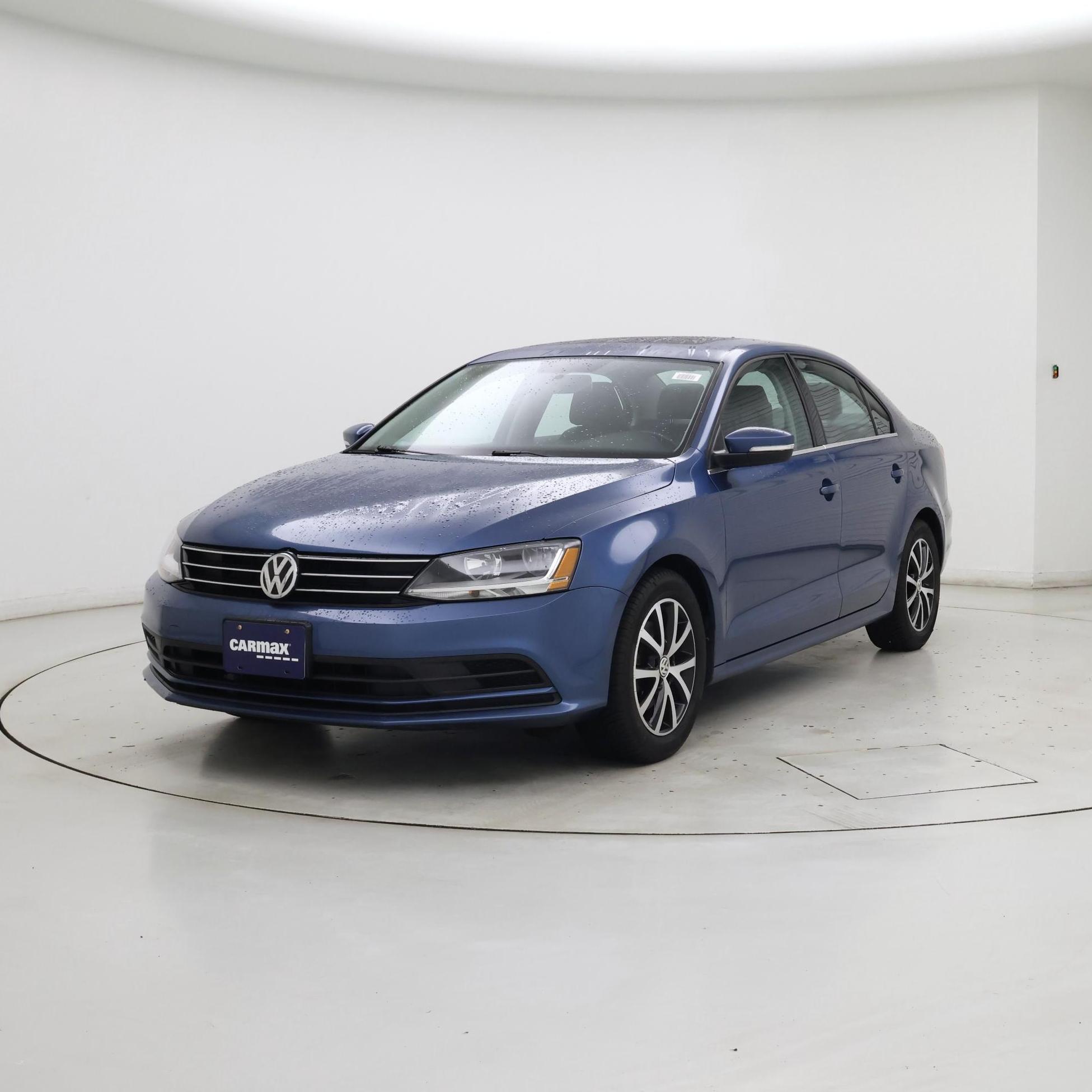 Thumbnail: 2017 Volkswagen Jetta - 4