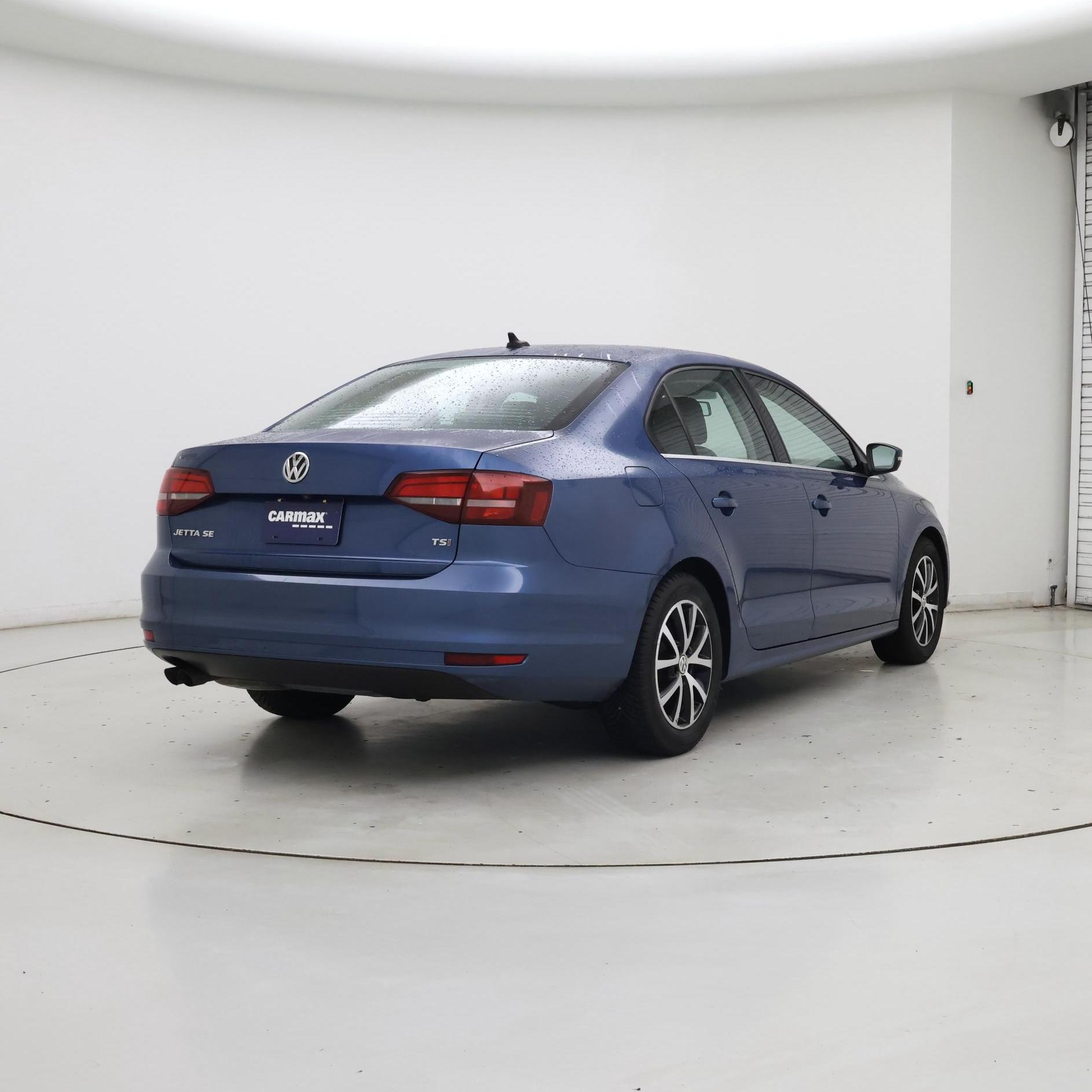 Thumbnail: 2017 Volkswagen Jetta - 8