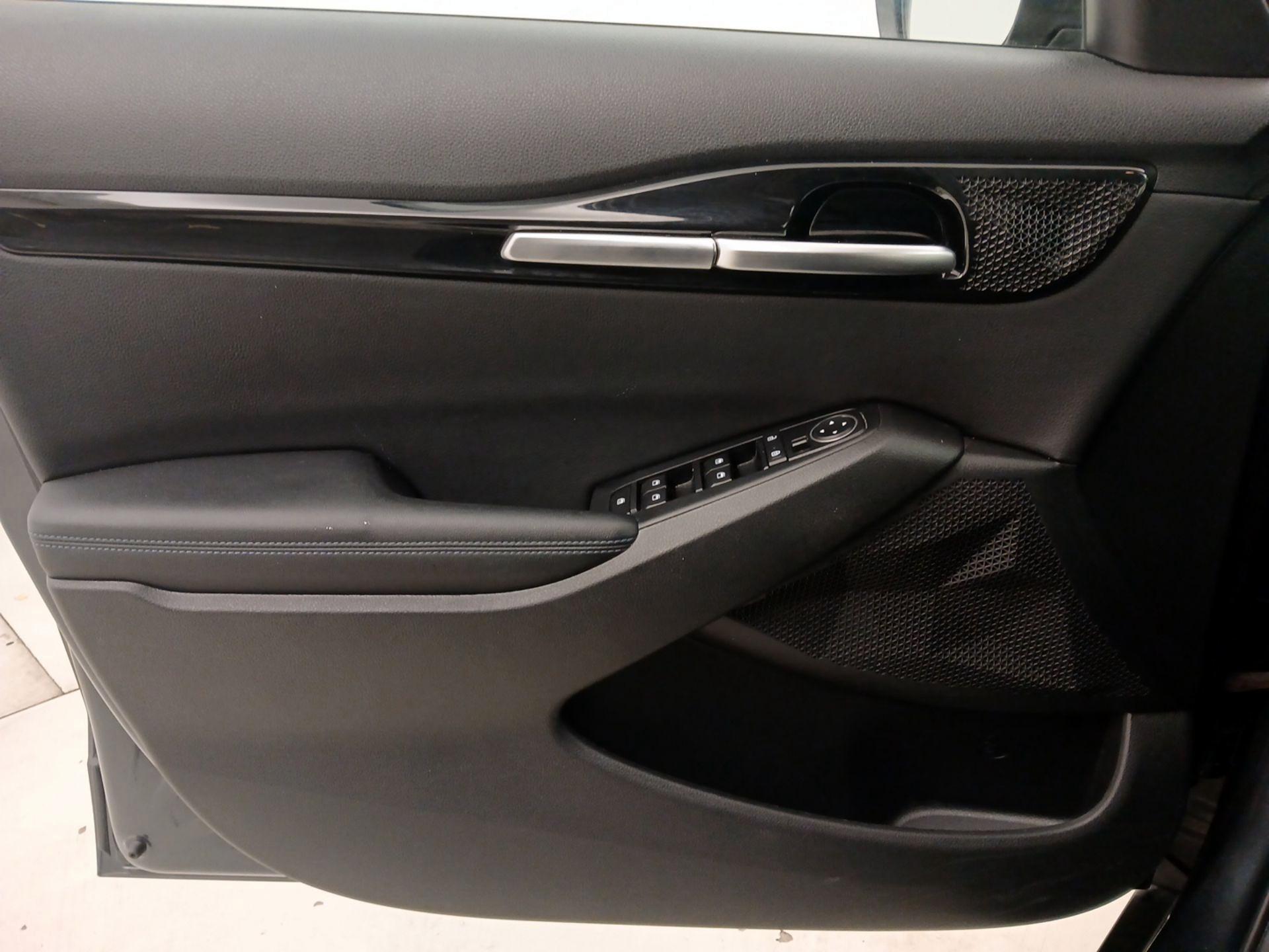 Thumbnail: 2021 Kia Seltos - 12