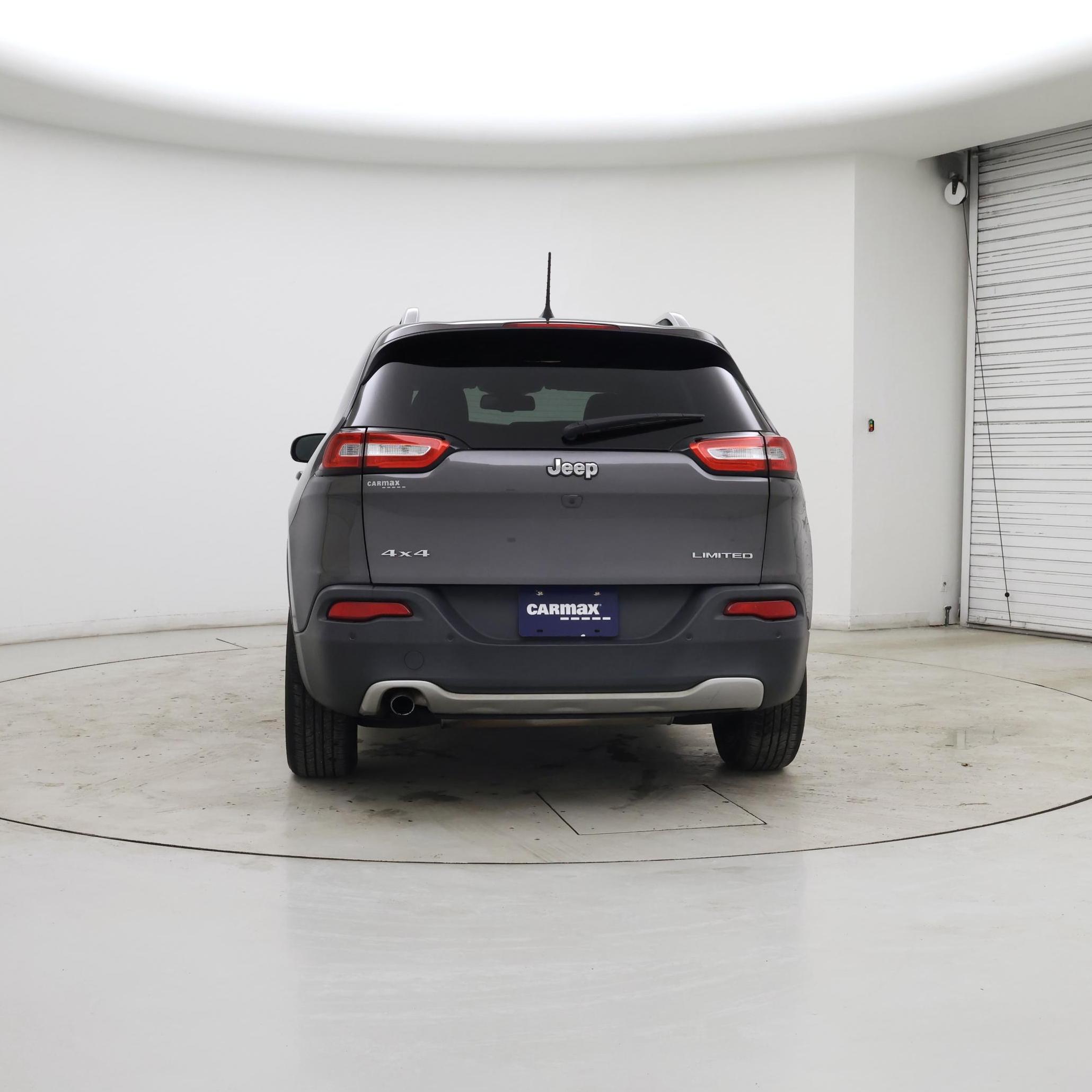 Thumbnail: 2018 Jeep Cherokee - 6