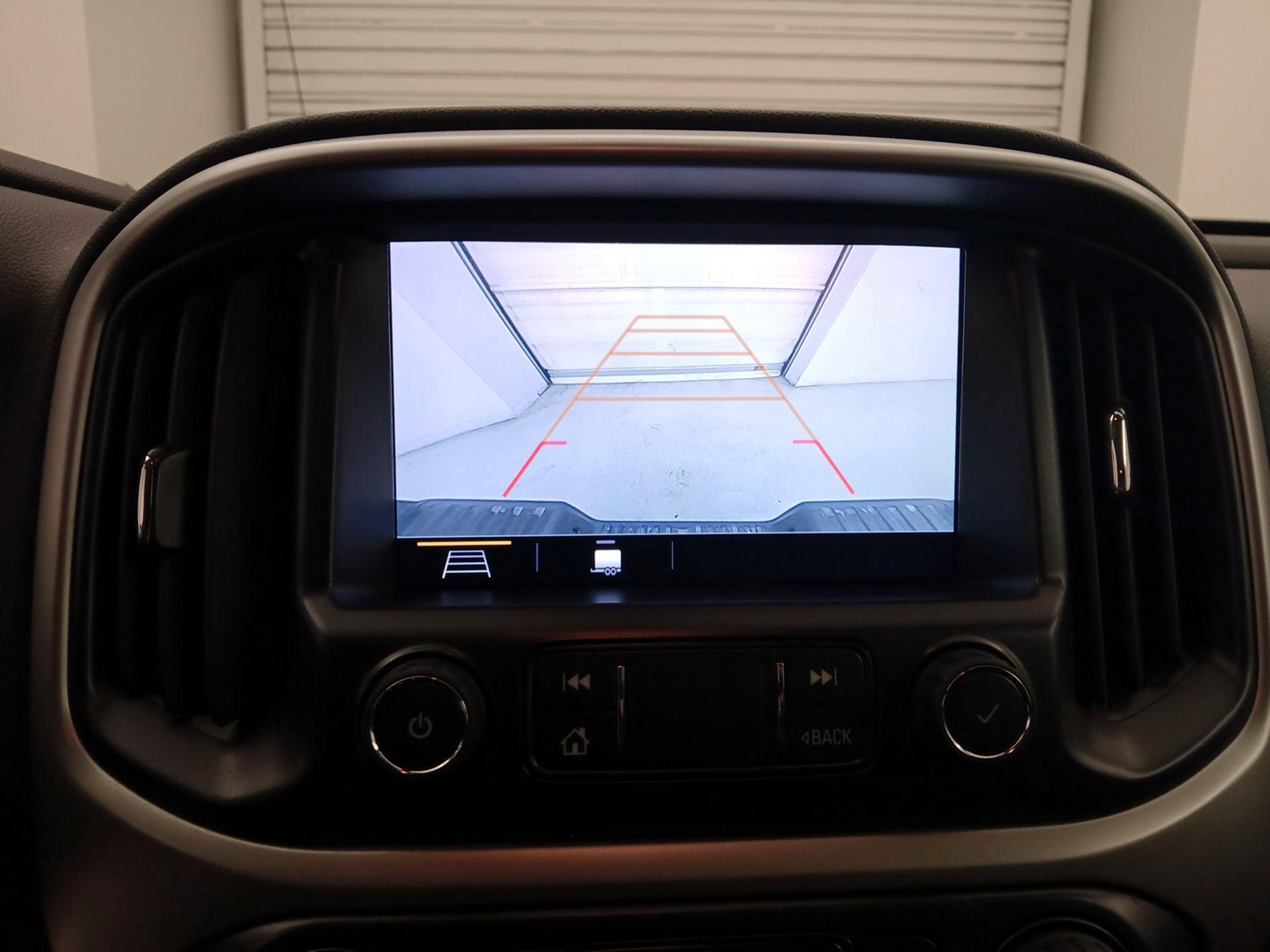 Thumbnail: 2021 Chevrolet Colorado - 15