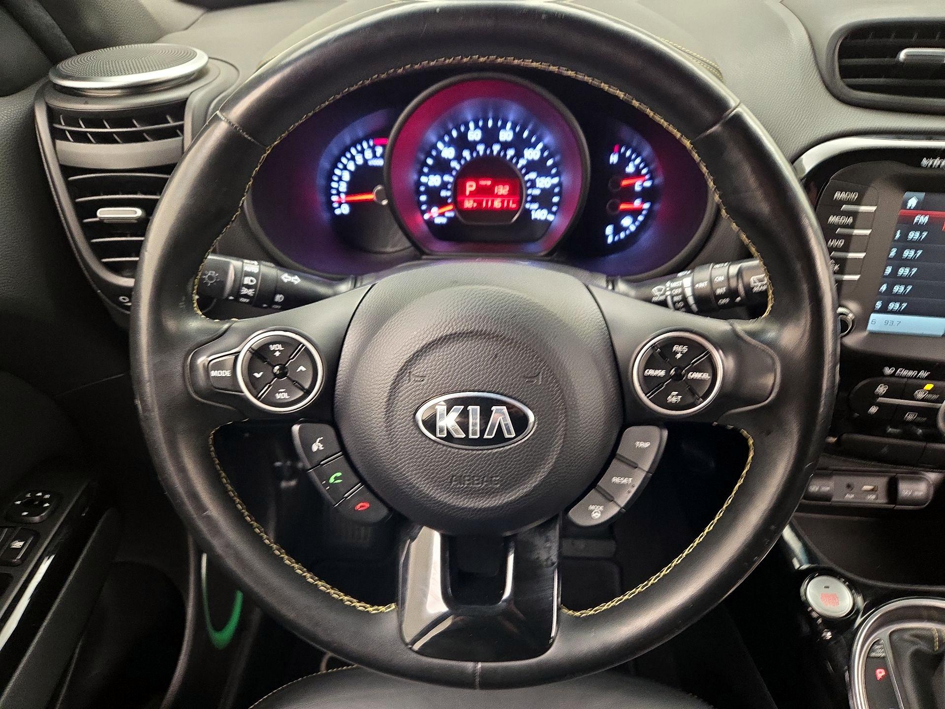 Thumbnail: 2015 Kia Soul - 10