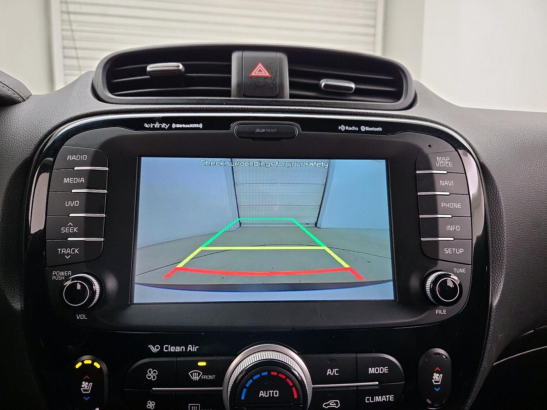 Thumbnail: 2015 Kia Soul - 14