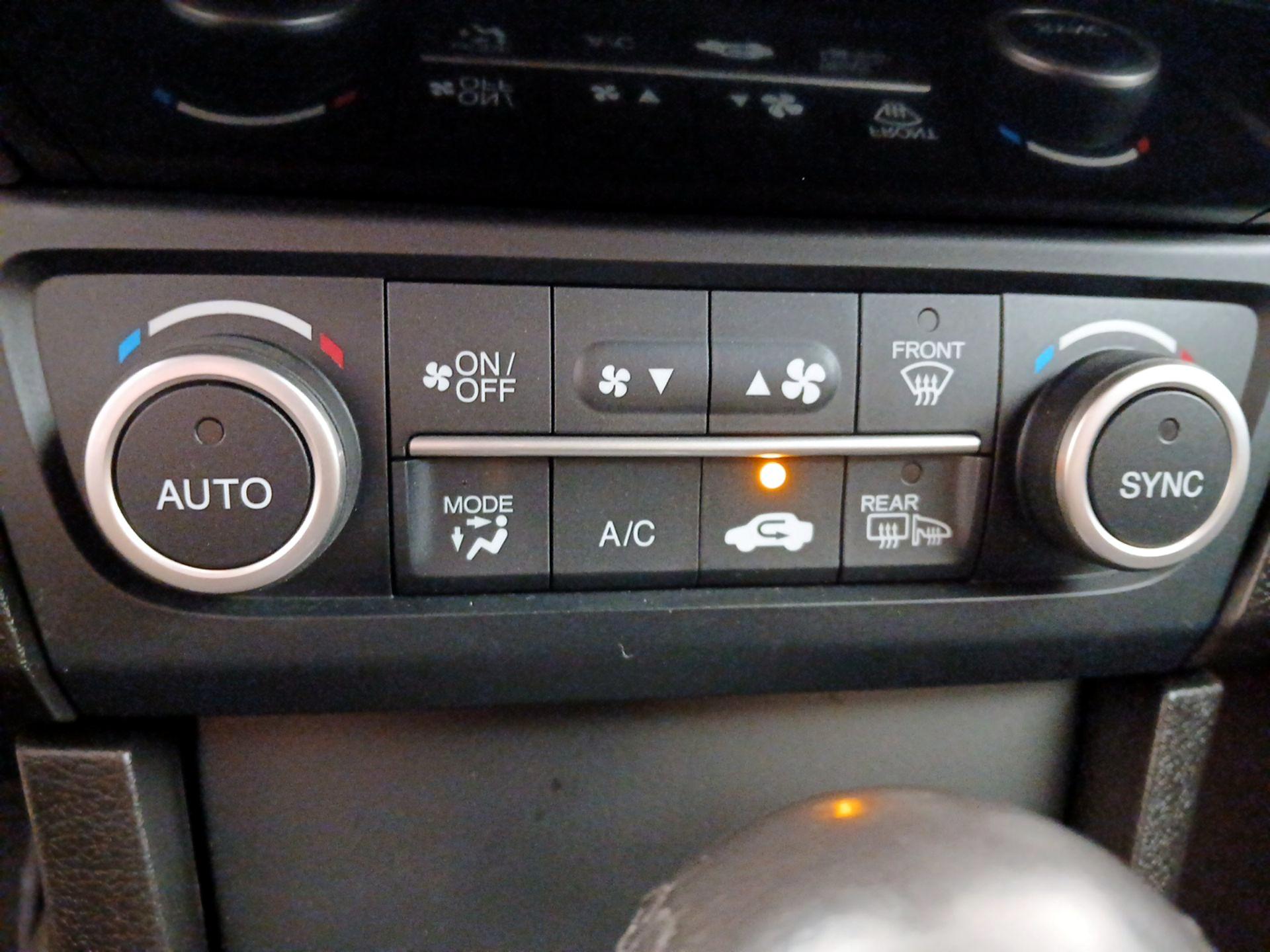 Thumbnail: 2018 Acura ILX - 16