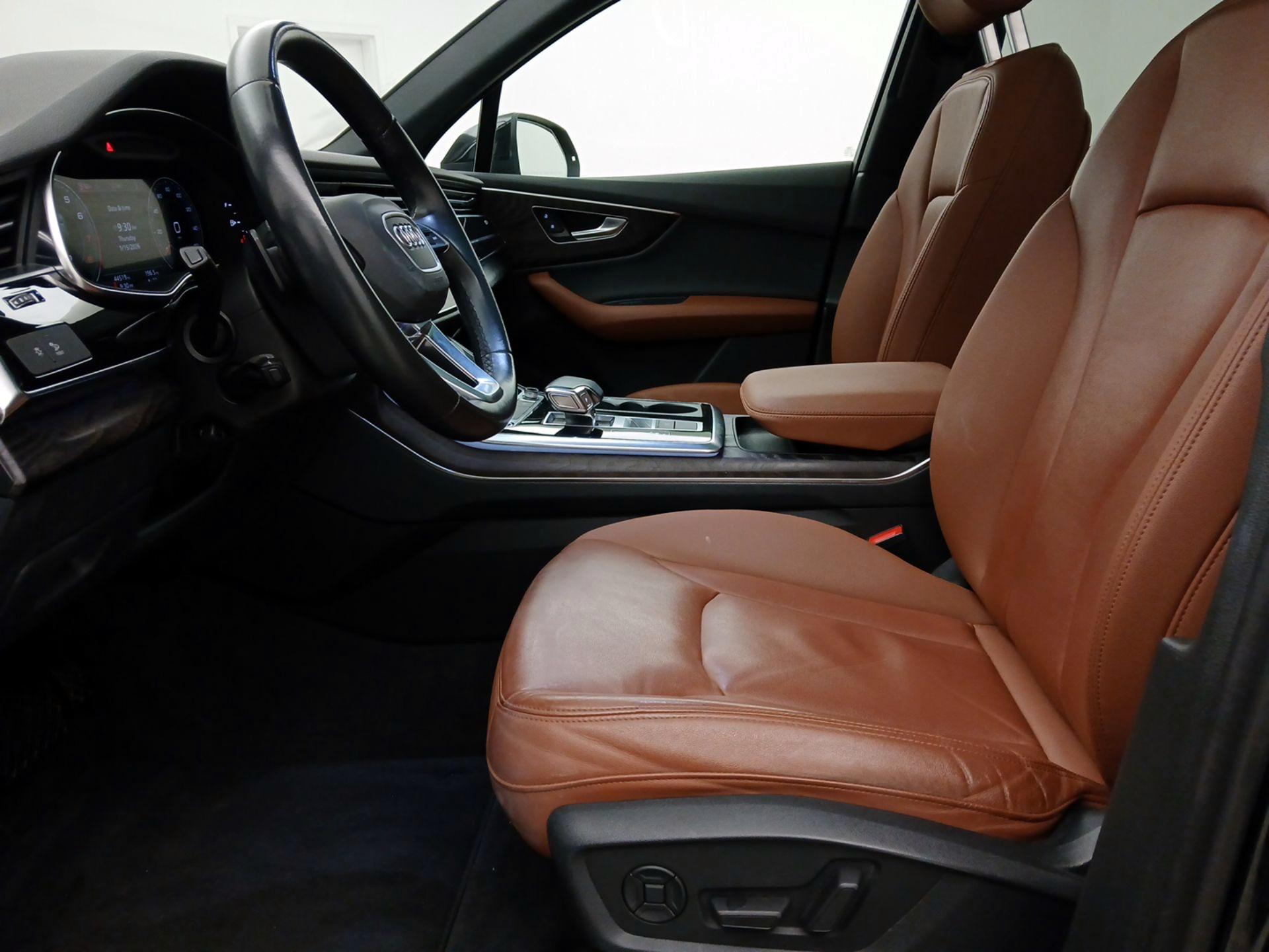 Thumbnail: 2021 Audi Q7 - 11