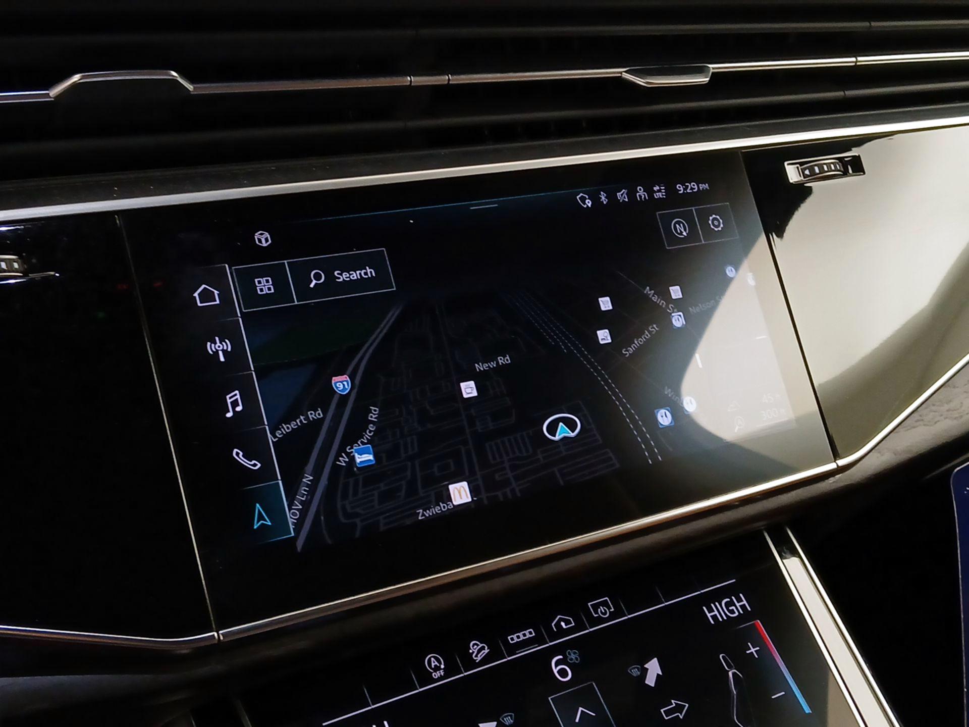 Thumbnail: 2021 Audi Q7 - 14