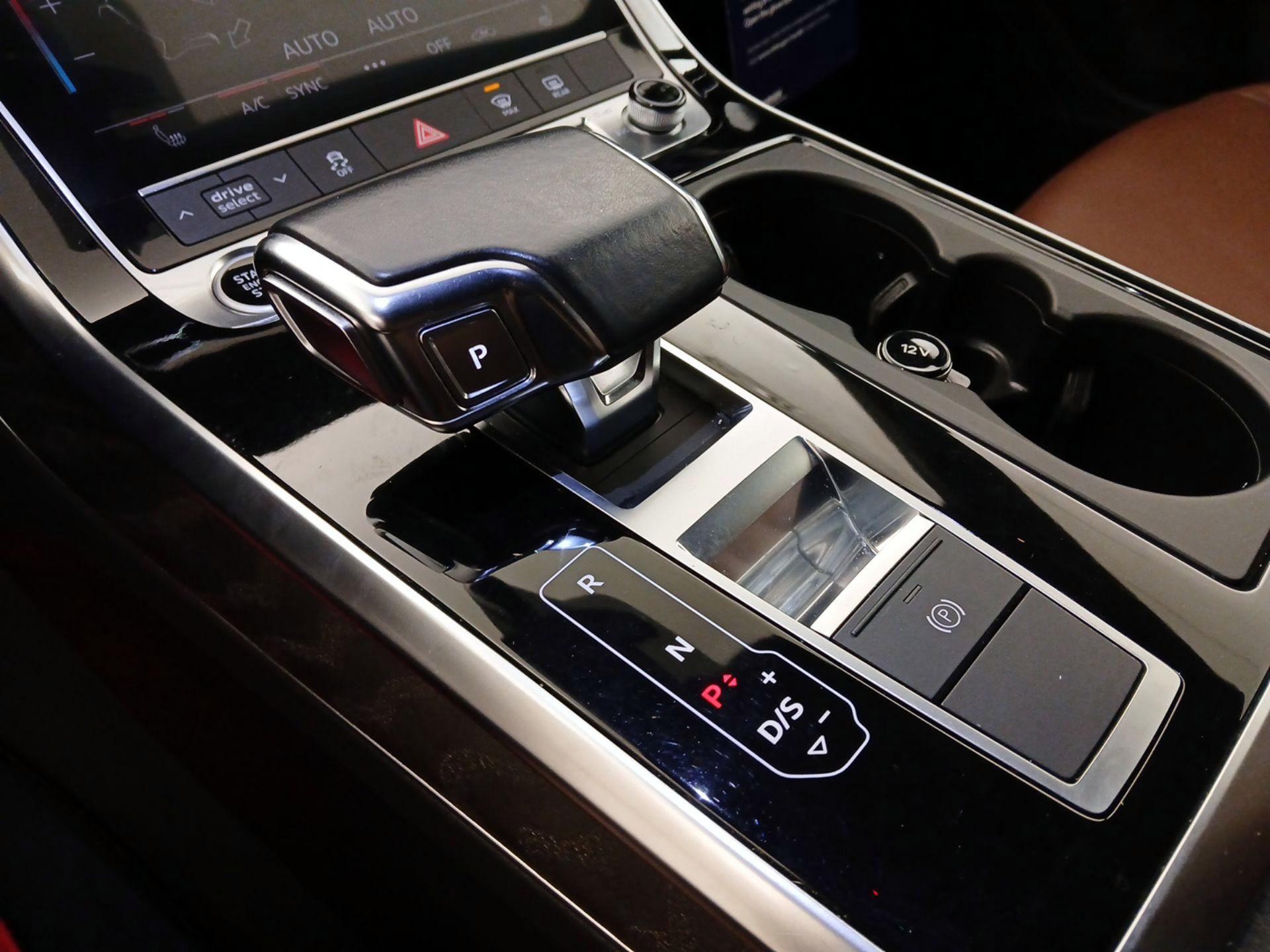 Thumbnail: 2021 Audi Q7 - 18