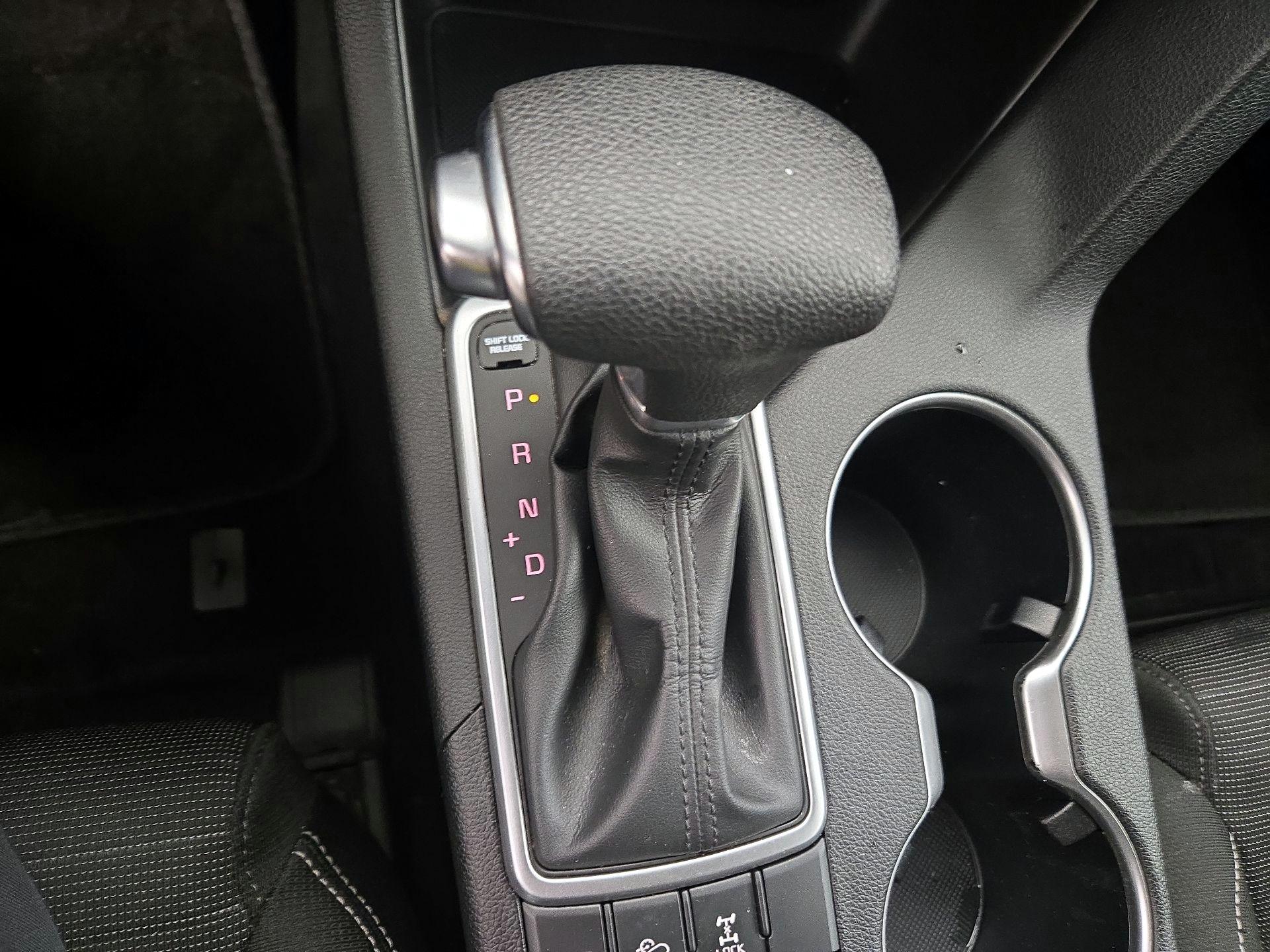 Thumbnail: 2020 Kia Sportage - 17