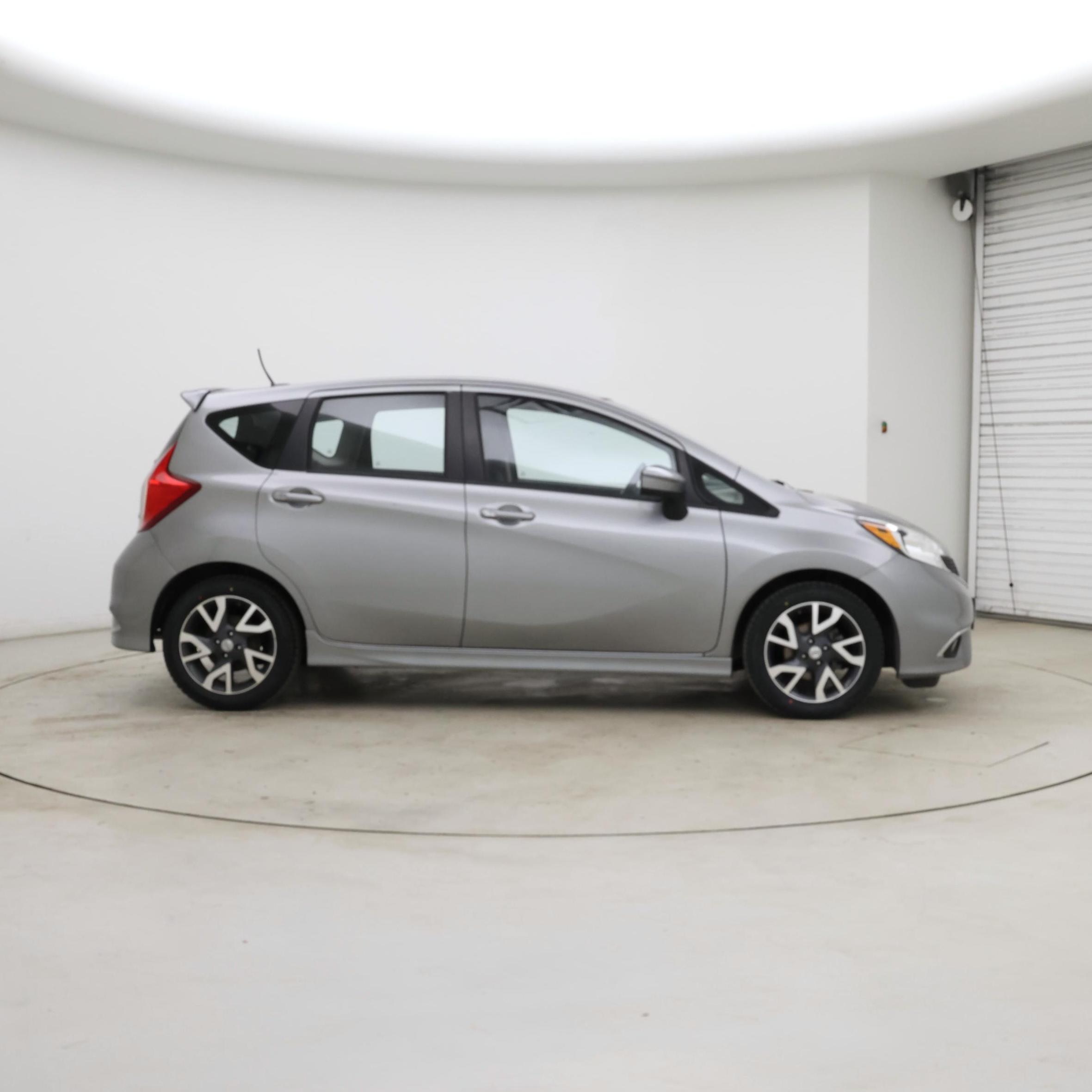 Thumbnail: 2015 Nissan Versa Note - 7