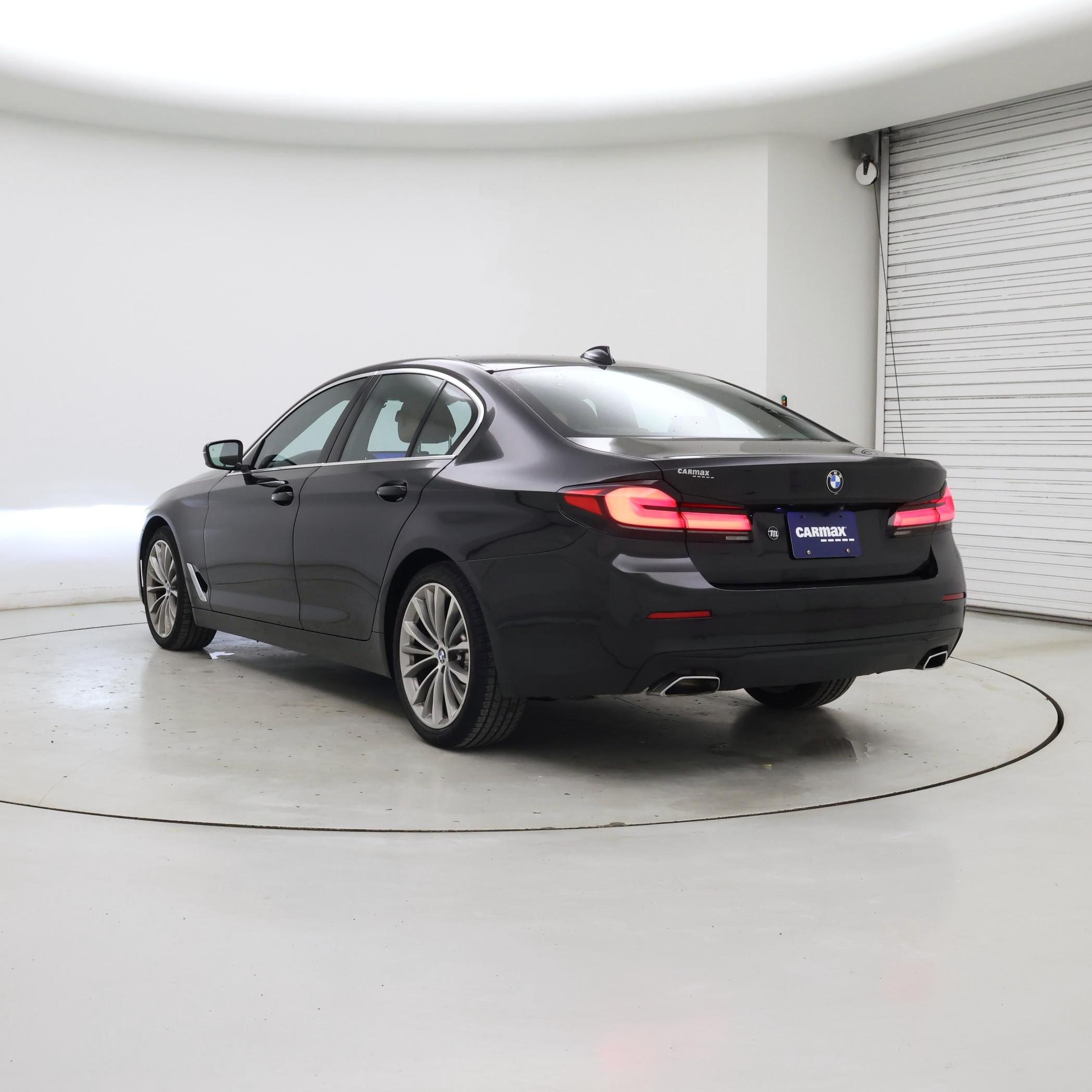 Thumbnail: 2021 BMW 5 Series - 2