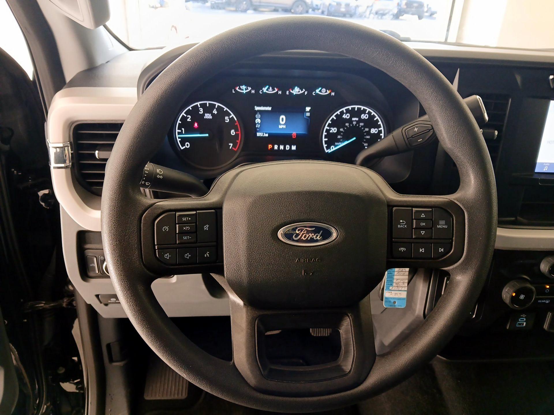 Thumbnail: 2023 Ford F-250 - 10