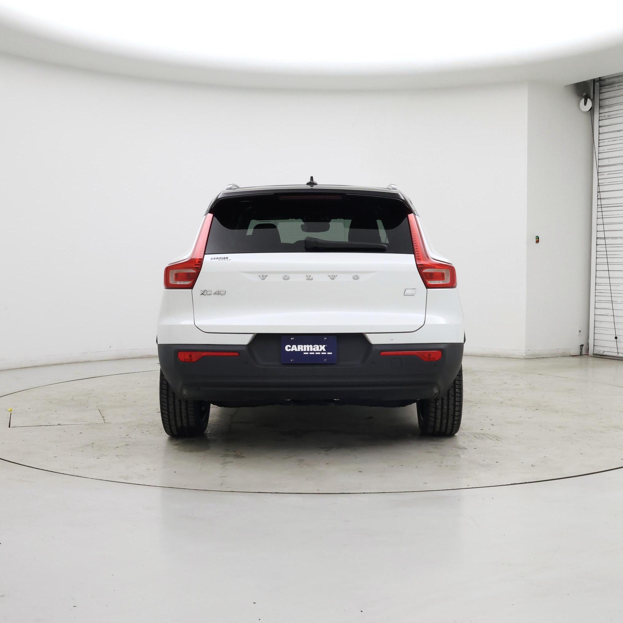 Thumbnail: 2021 Volvo XC40 - 6