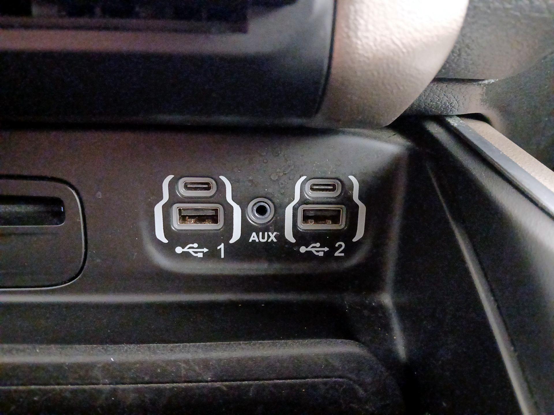 Thumbnail: 2019 RAM 1500 - 19