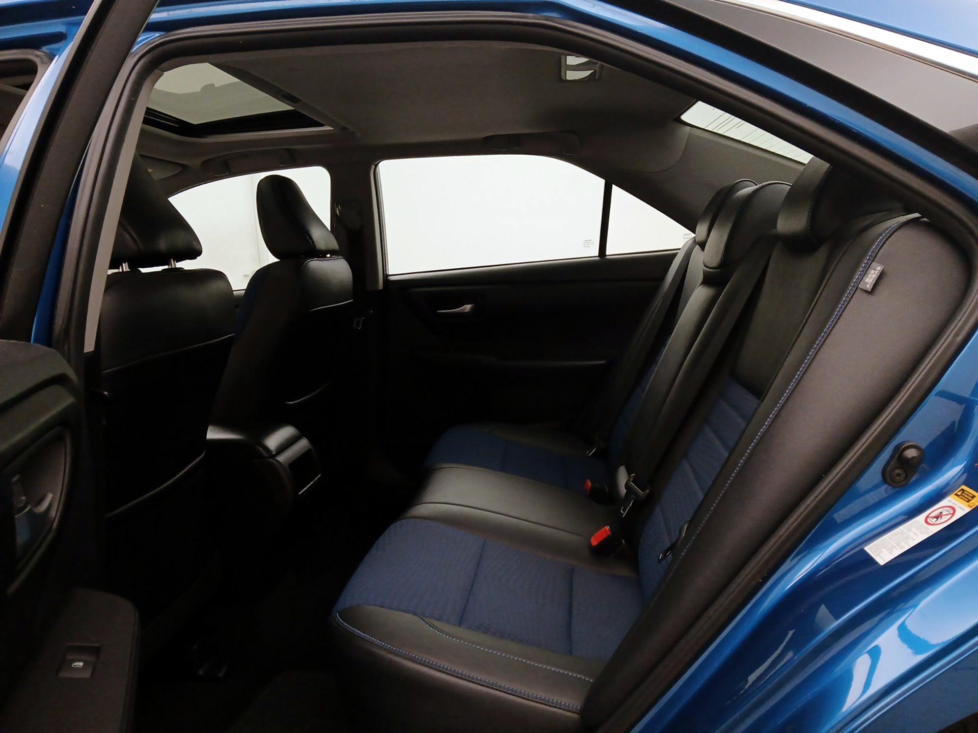 Thumbnail: 2016 Toyota Camry - 20