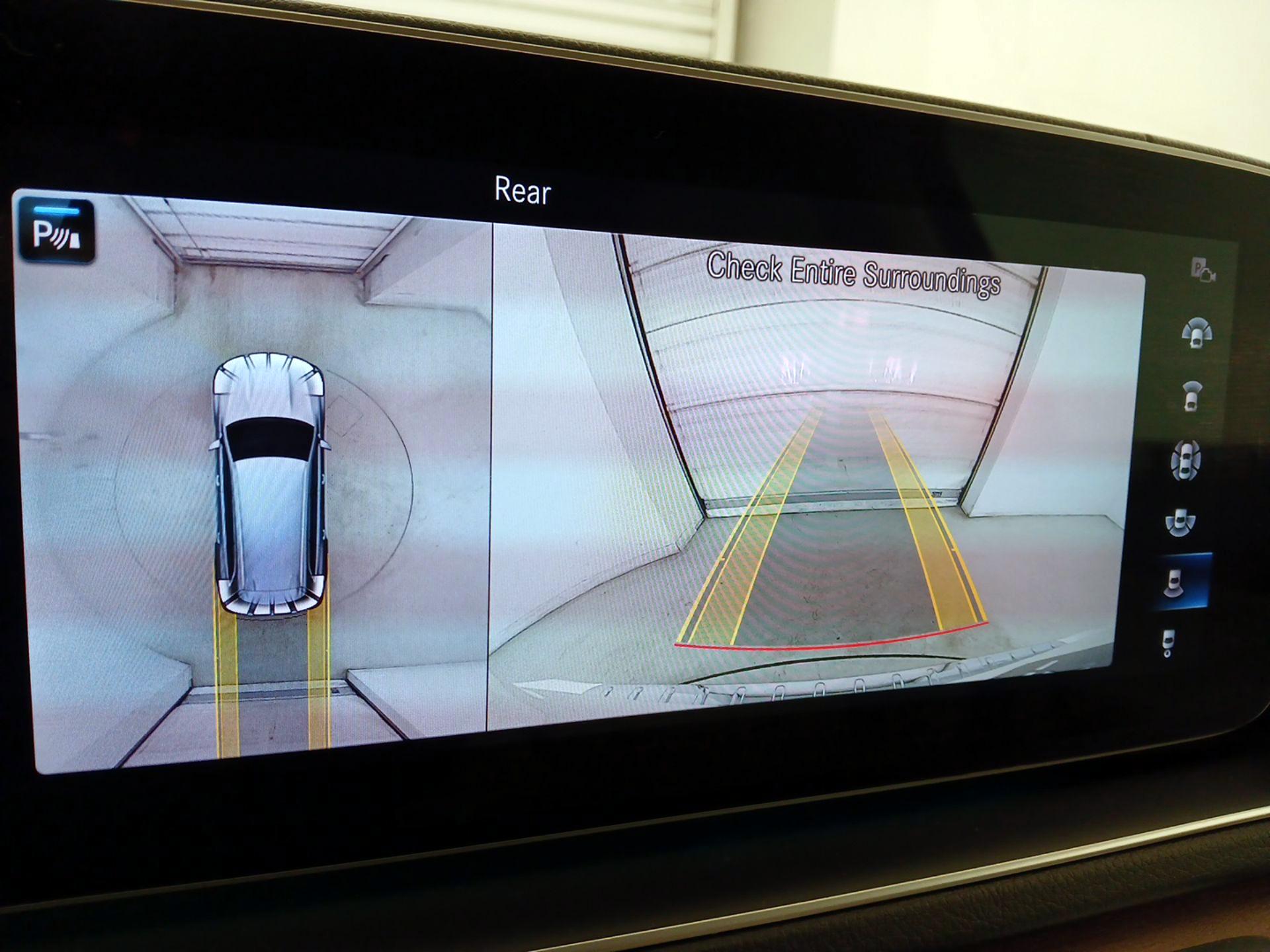 Thumbnail: 2022 Mercedes-Benz GLS - 14