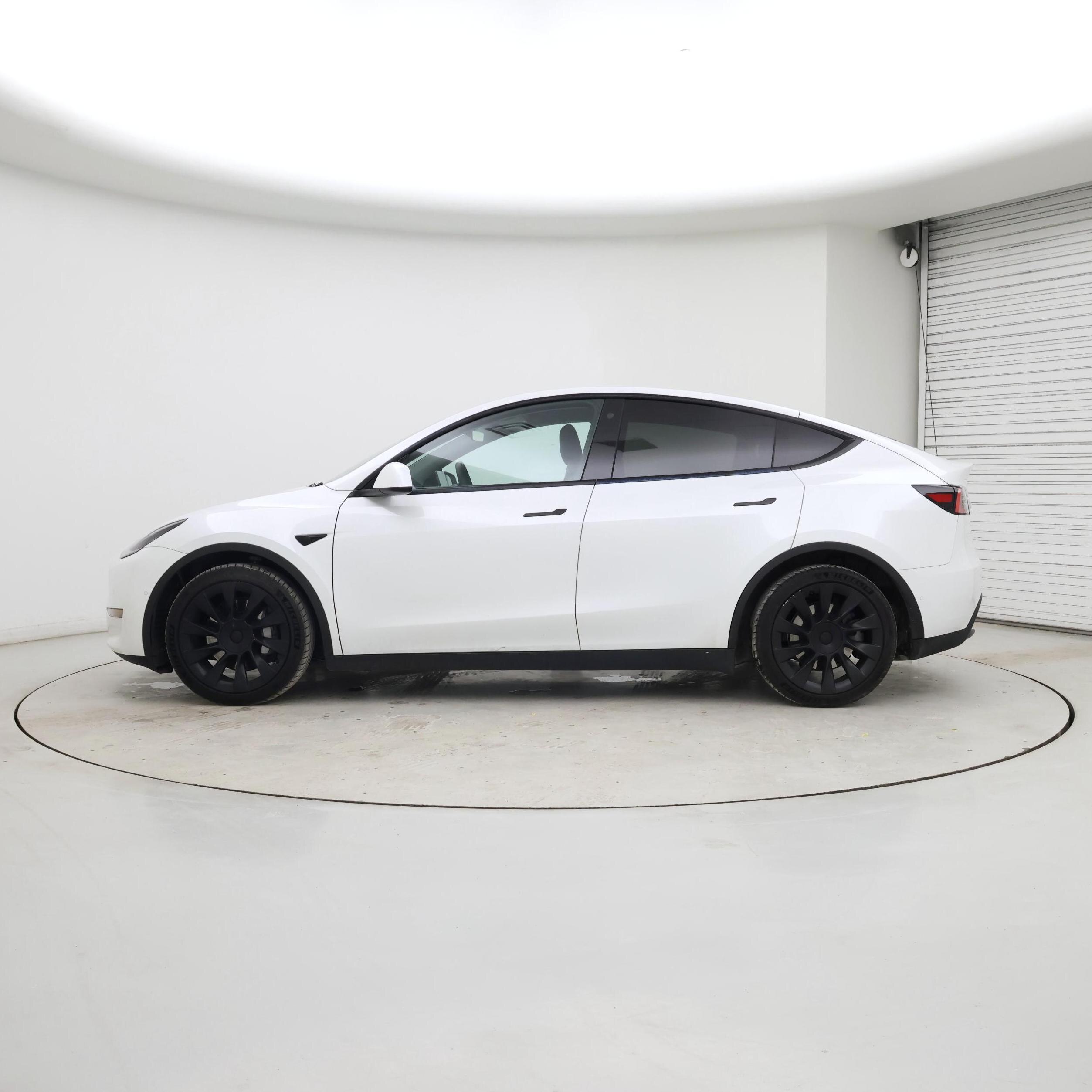 Thumbnail: 2021 Tesla Model Y - 3