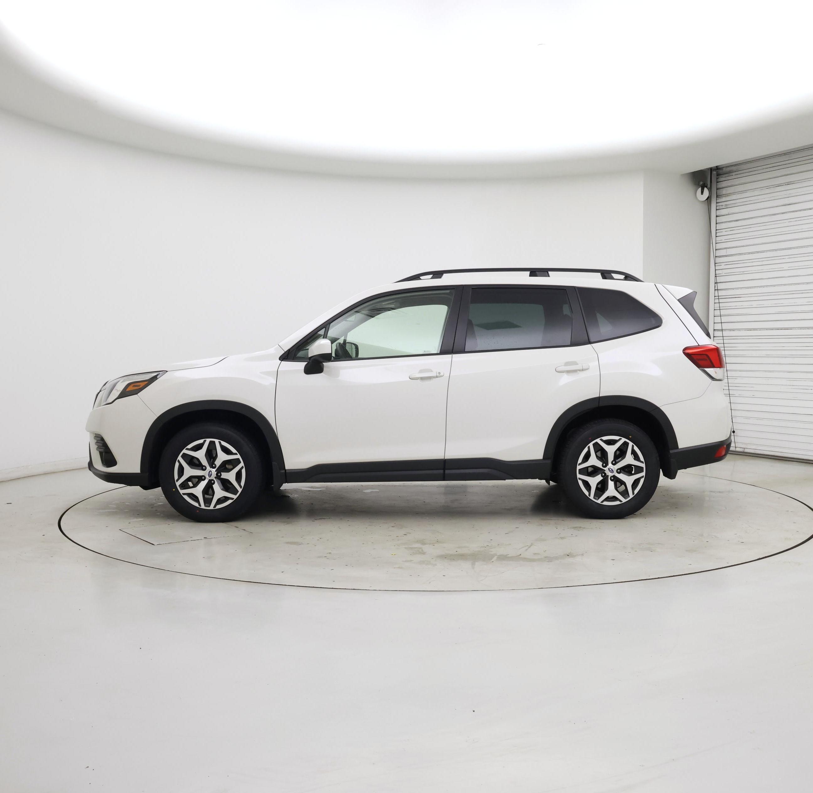 Thumbnail: 2023 Subaru Forester - 3