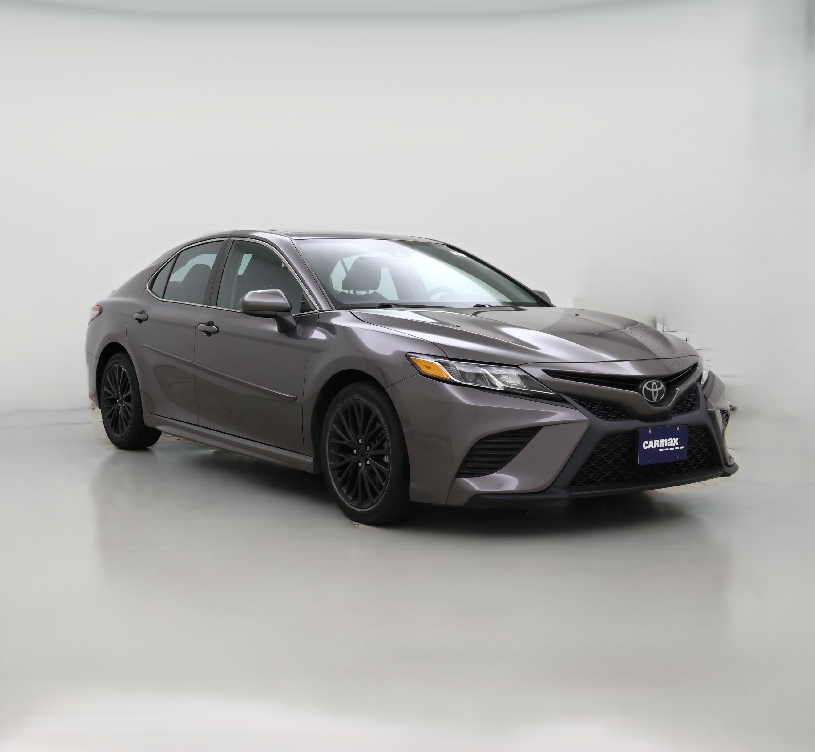 Thumbnail: 2019 Toyota Camry - 1