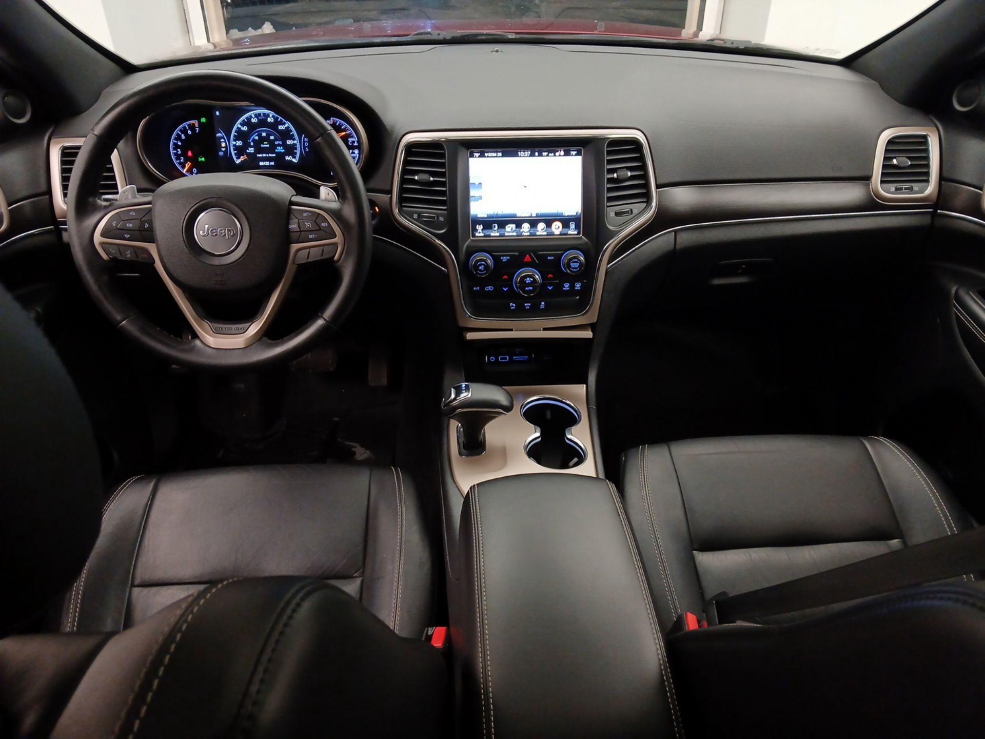 Thumbnail: 2015 Jeep Grand Cherokee - 9