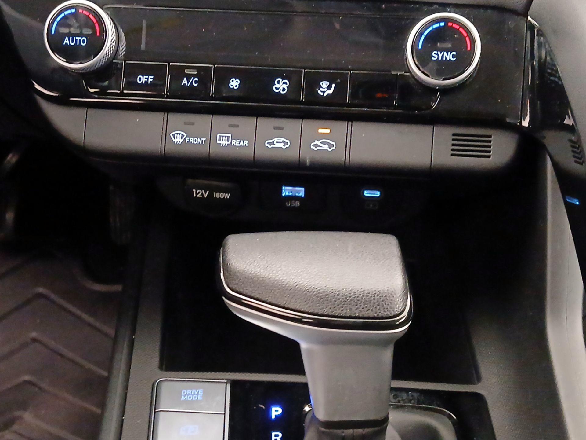 Thumbnail: 2024 Hyundai Elantra - 19