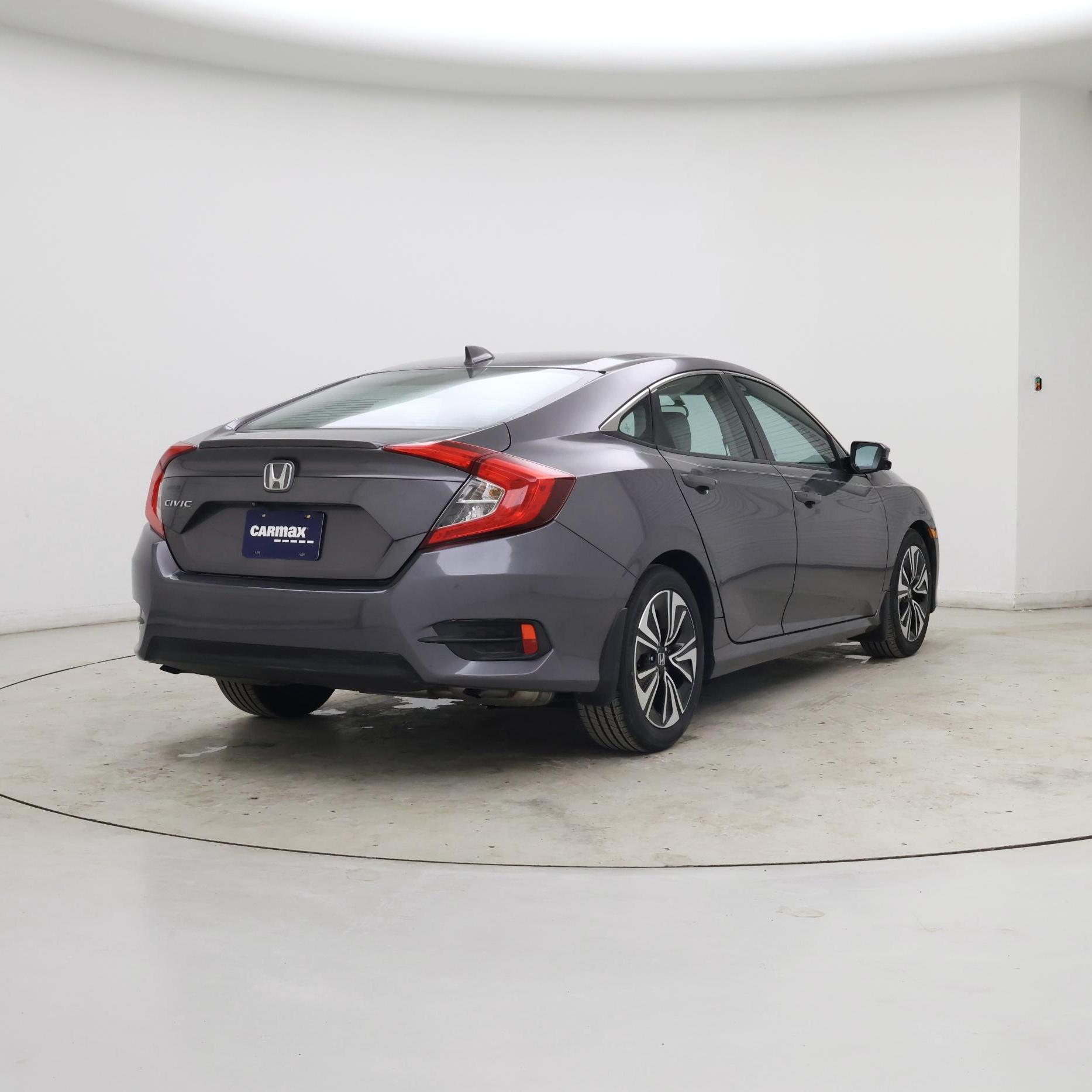 Thumbnail: 2017 Honda Civic - 8