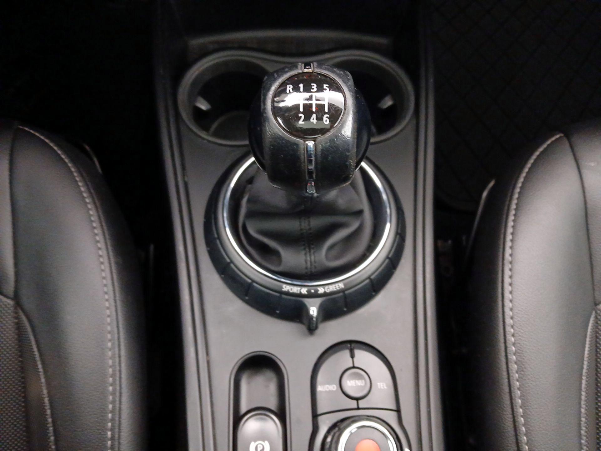 Thumbnail: 2017 MINI Cooper Countryman - 17