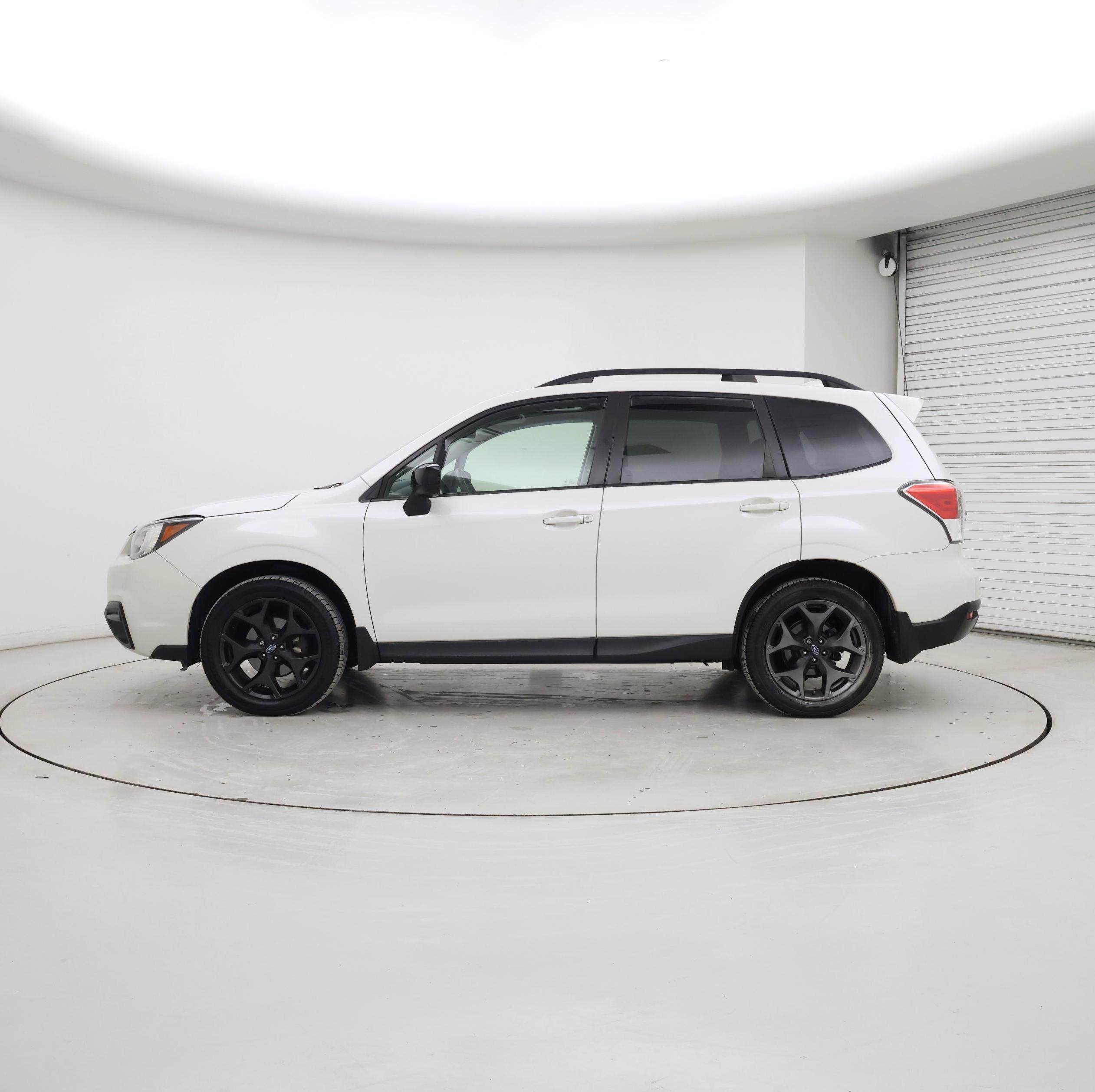 Thumbnail: 2018 Subaru Forester - 3