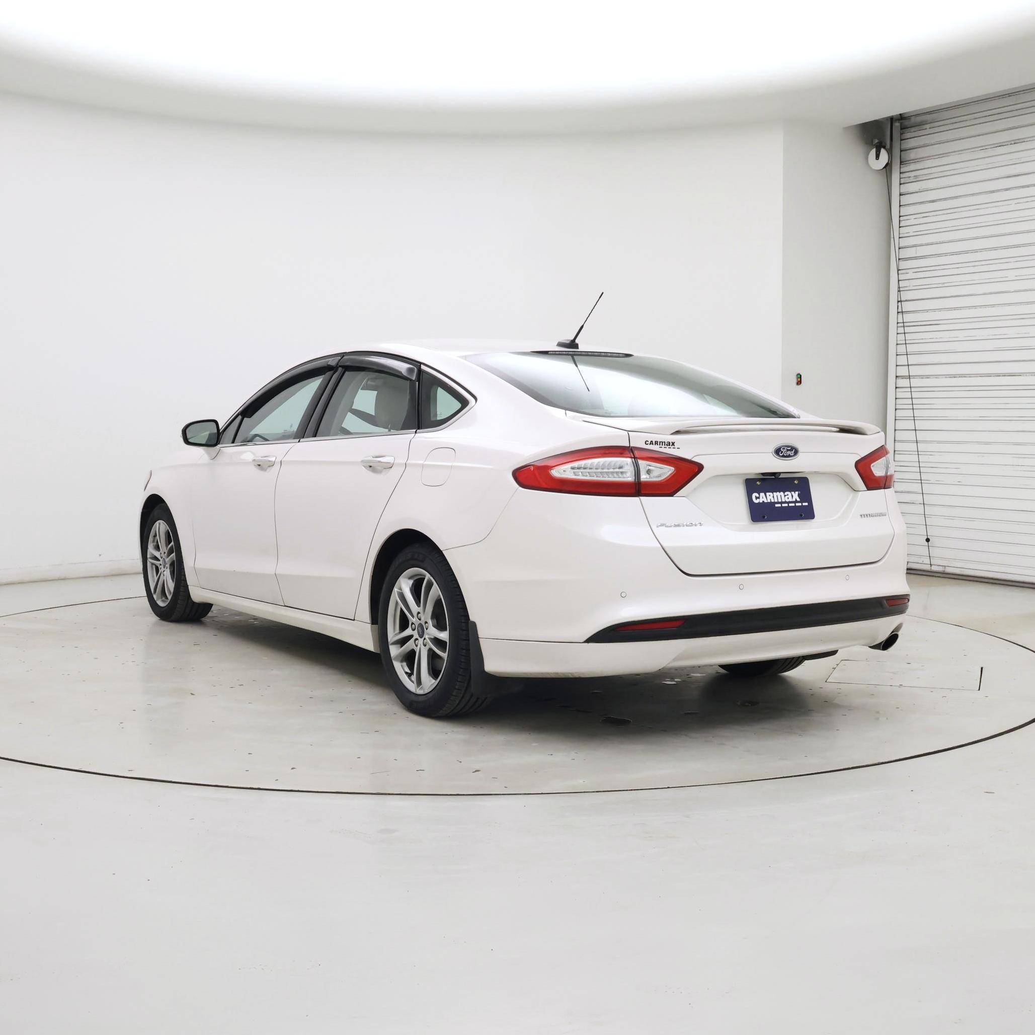 Thumbnail: 2016 Ford Fusion - 2