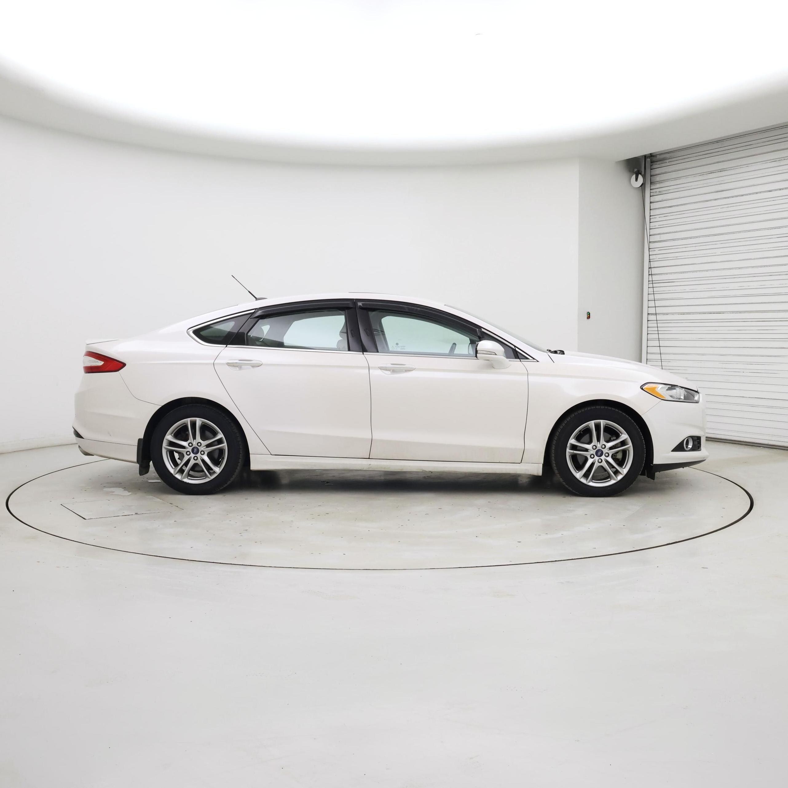Thumbnail: 2016 Ford Fusion - 7