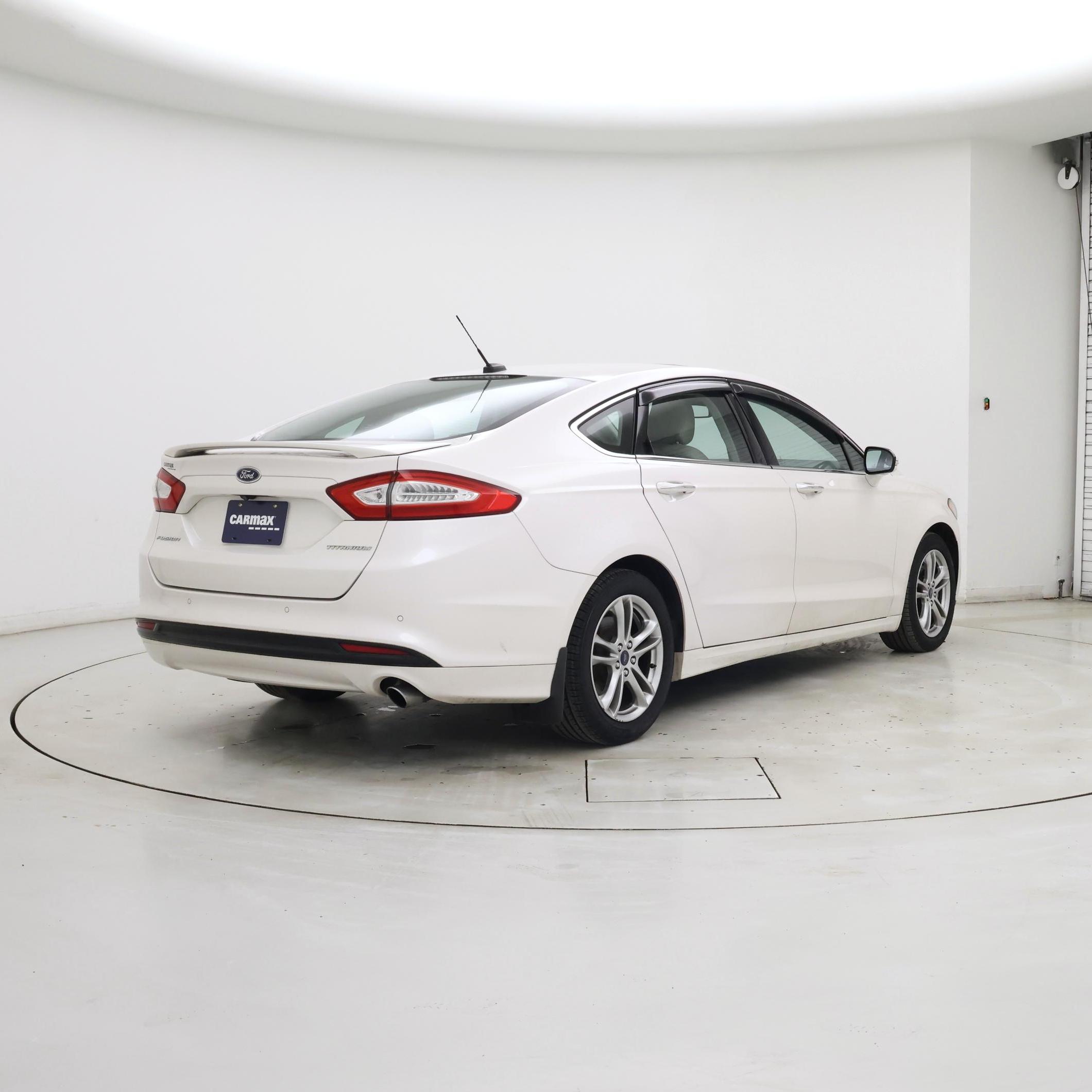 Thumbnail: 2016 Ford Fusion - 8