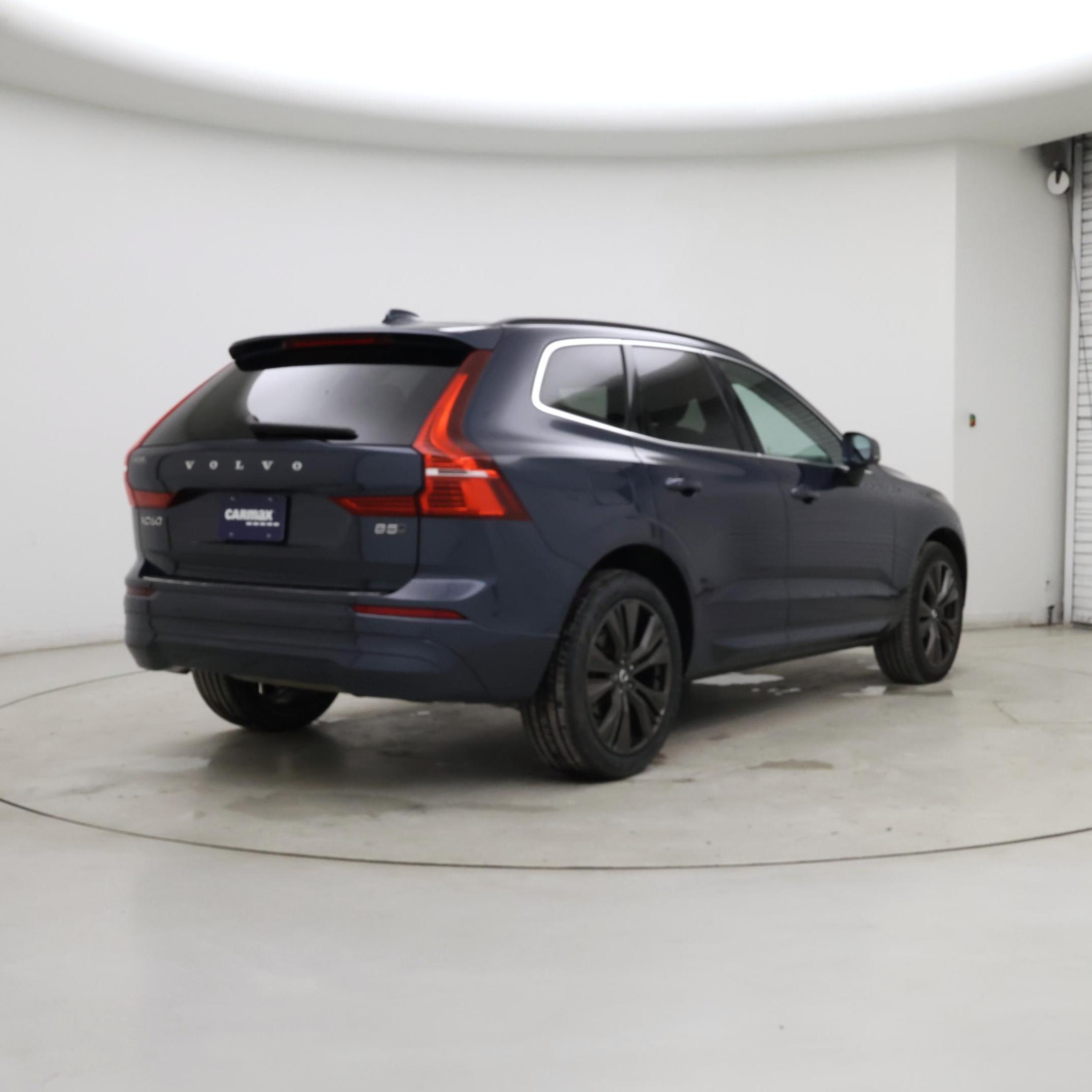 Thumbnail: 2022 Volvo XC60 - 8