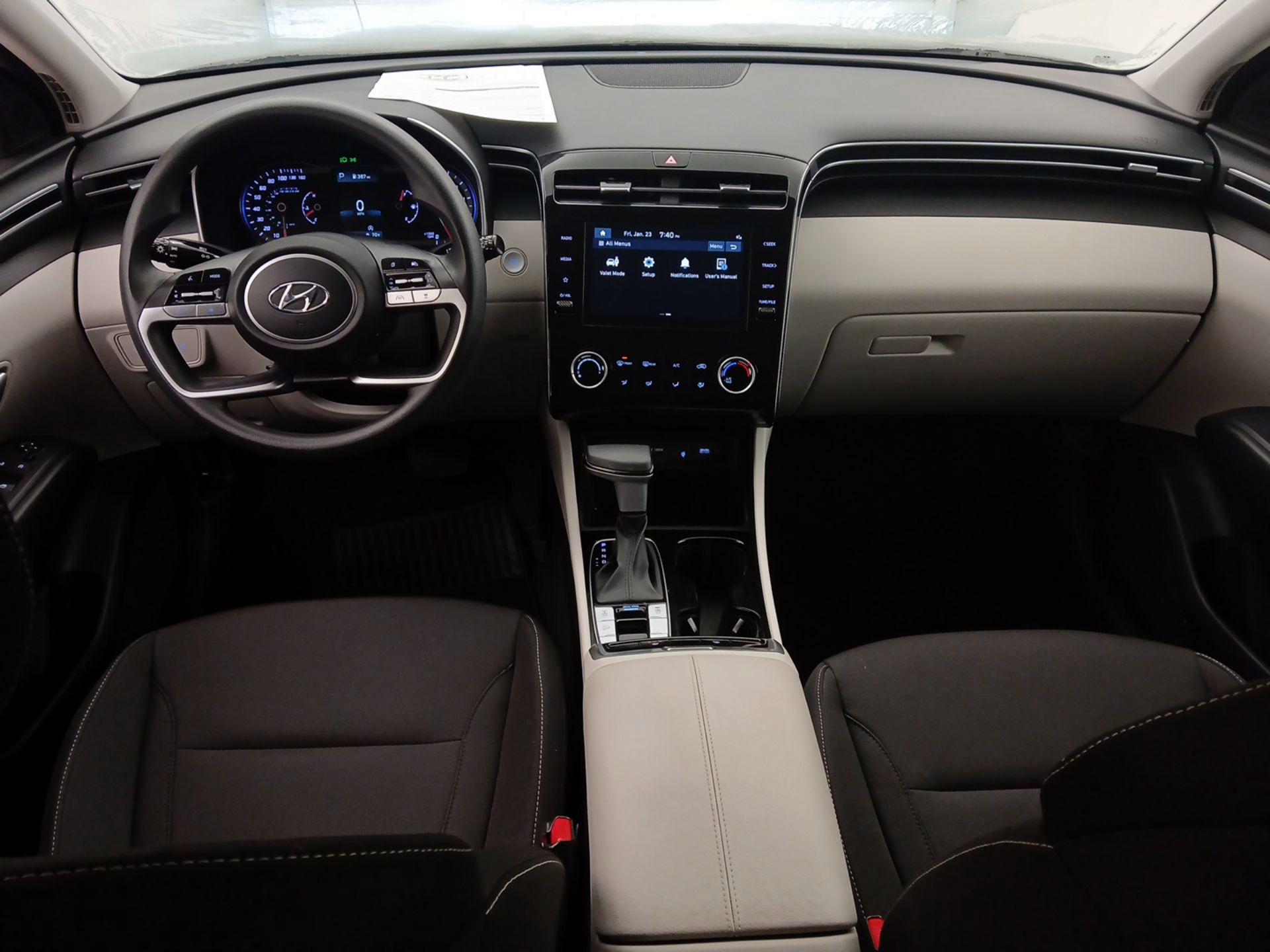 Thumbnail: 2023 Hyundai Tucson - 9