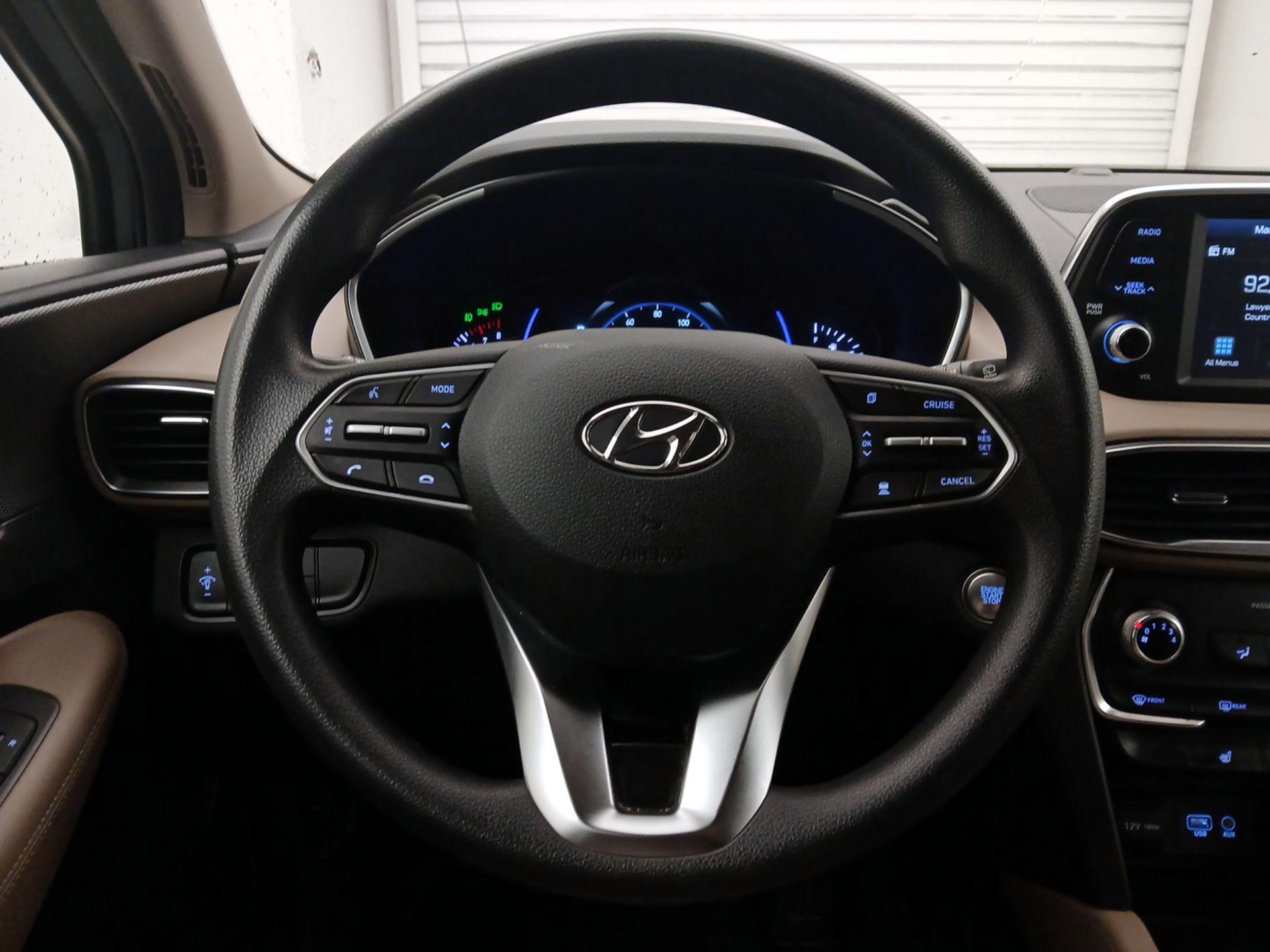 Thumbnail: 2019 Hyundai Santa Fe - 10