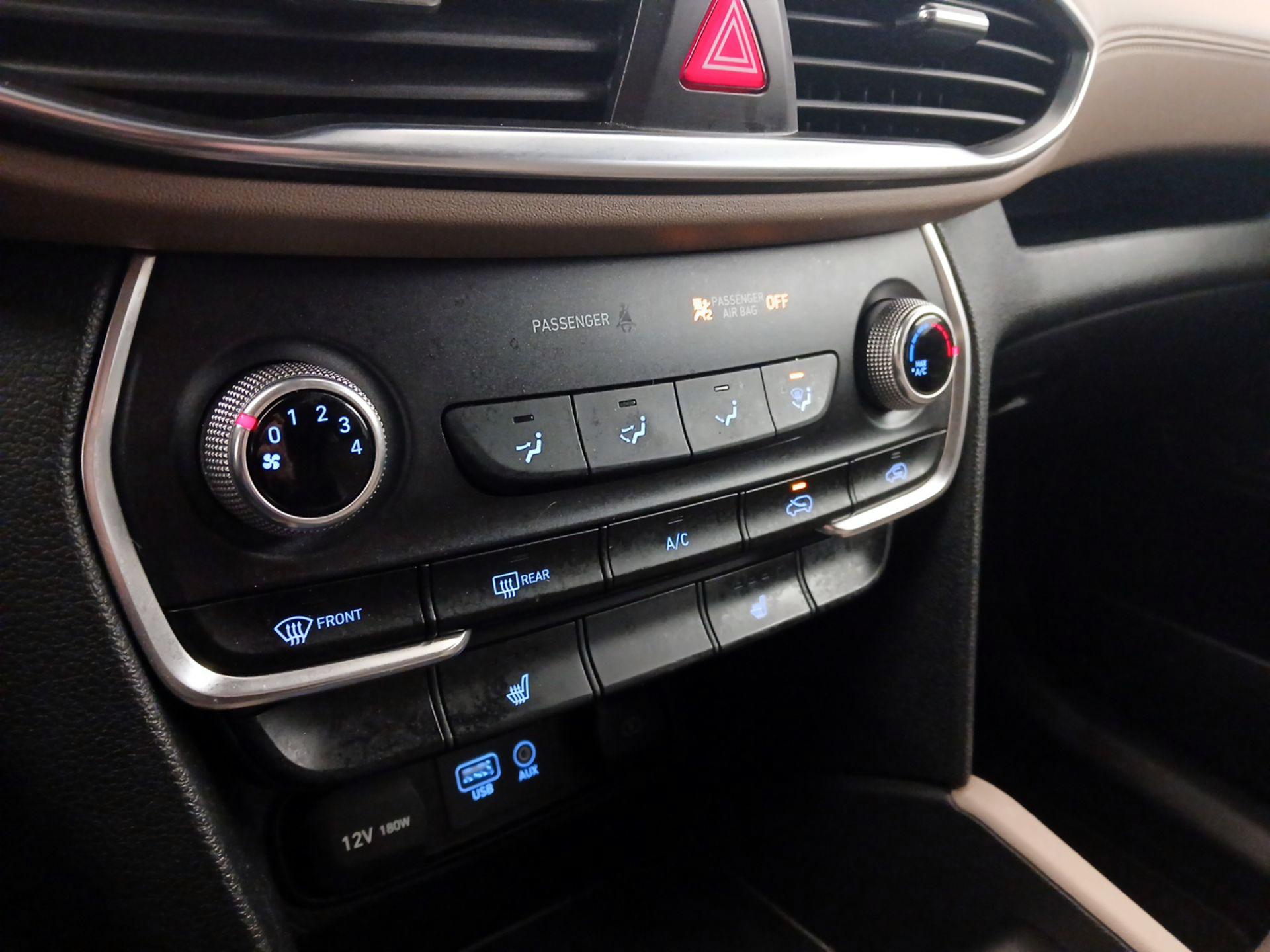 Thumbnail: 2019 Hyundai Santa Fe - 16