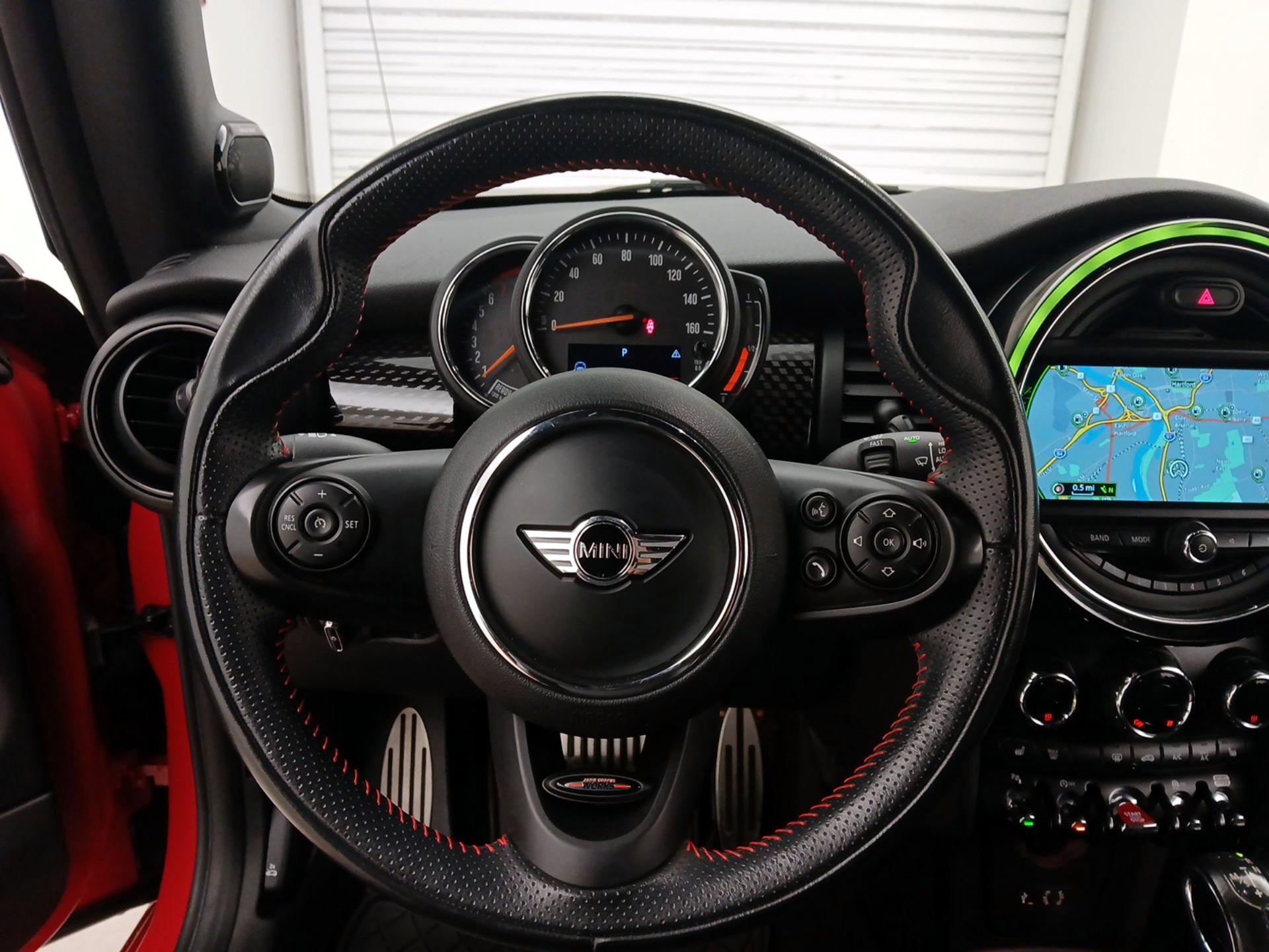 Thumbnail: 2018 MINI Cooper - 10