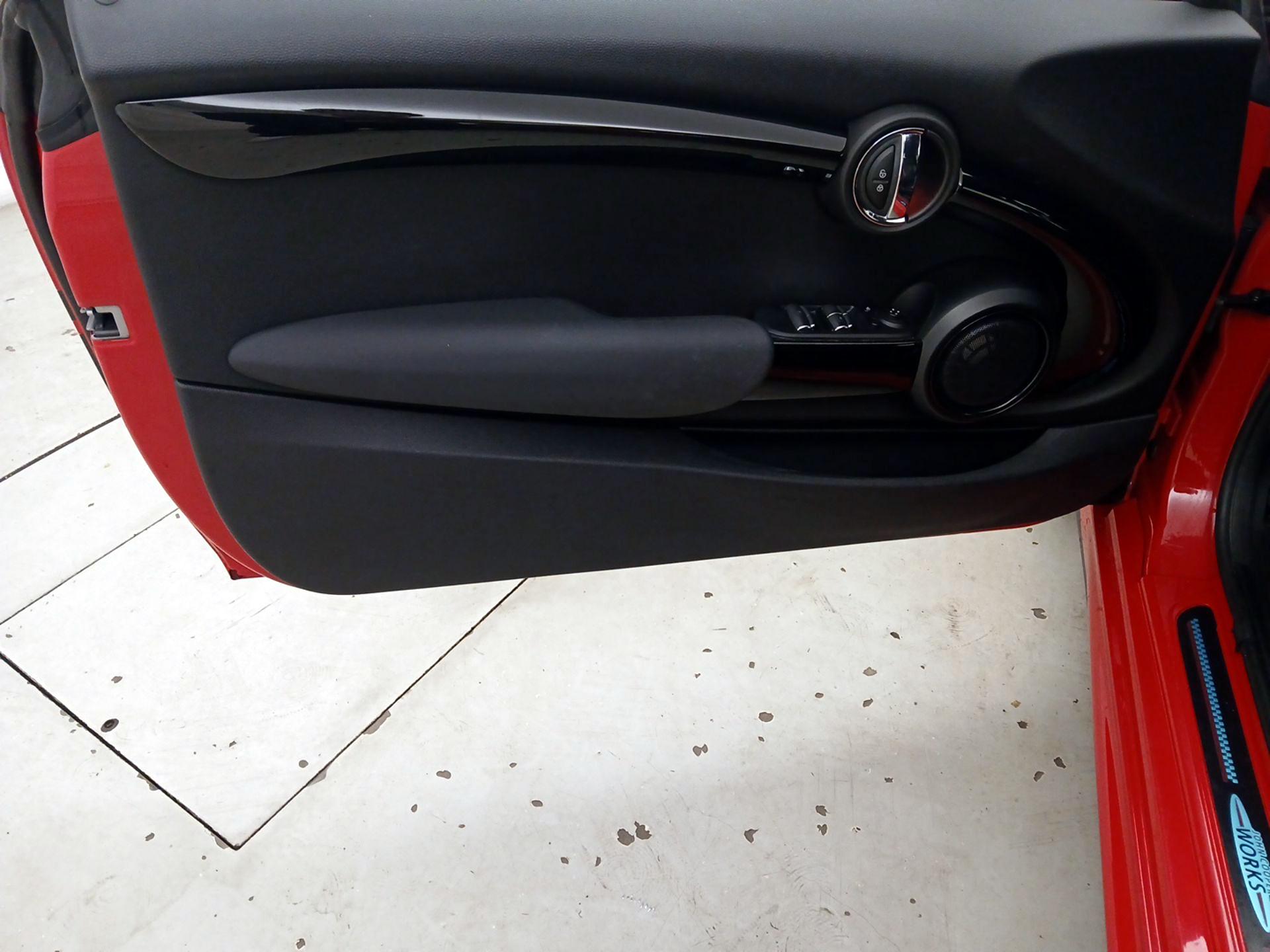 Thumbnail: 2018 MINI Cooper - 12