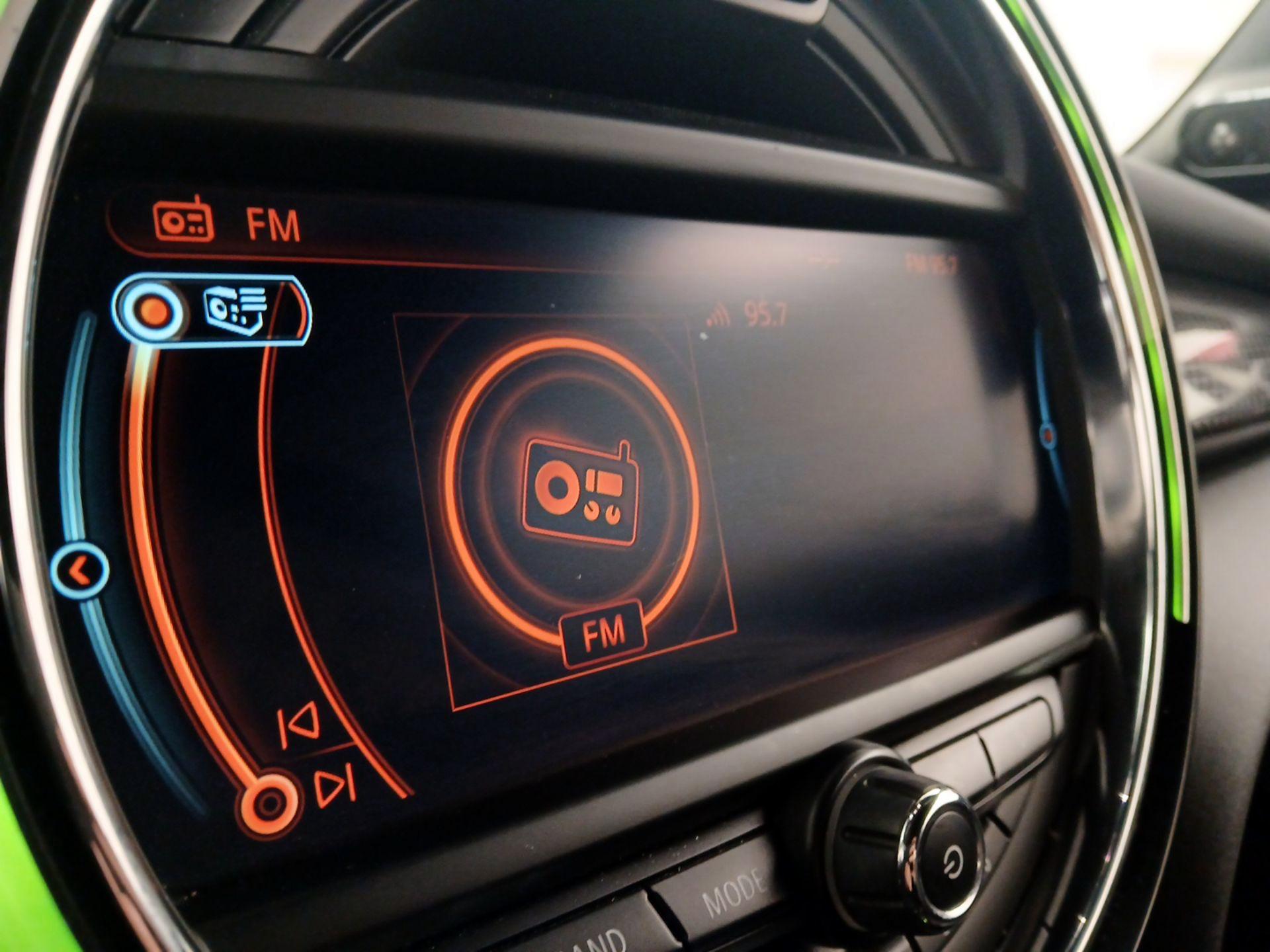 Thumbnail: 2018 MINI Cooper - 16